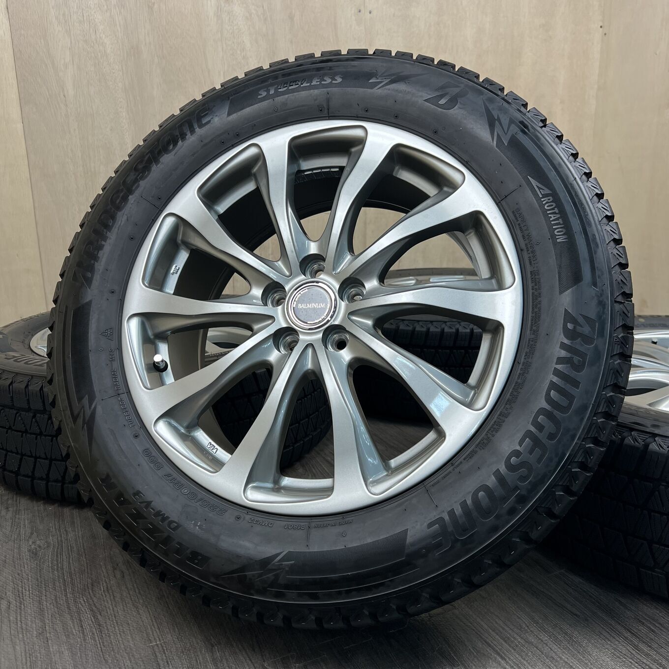 Б/У колесо в сборе 225/60 R17 Bridgestone BALMINUM TR-10, артикул 0409AS000926
