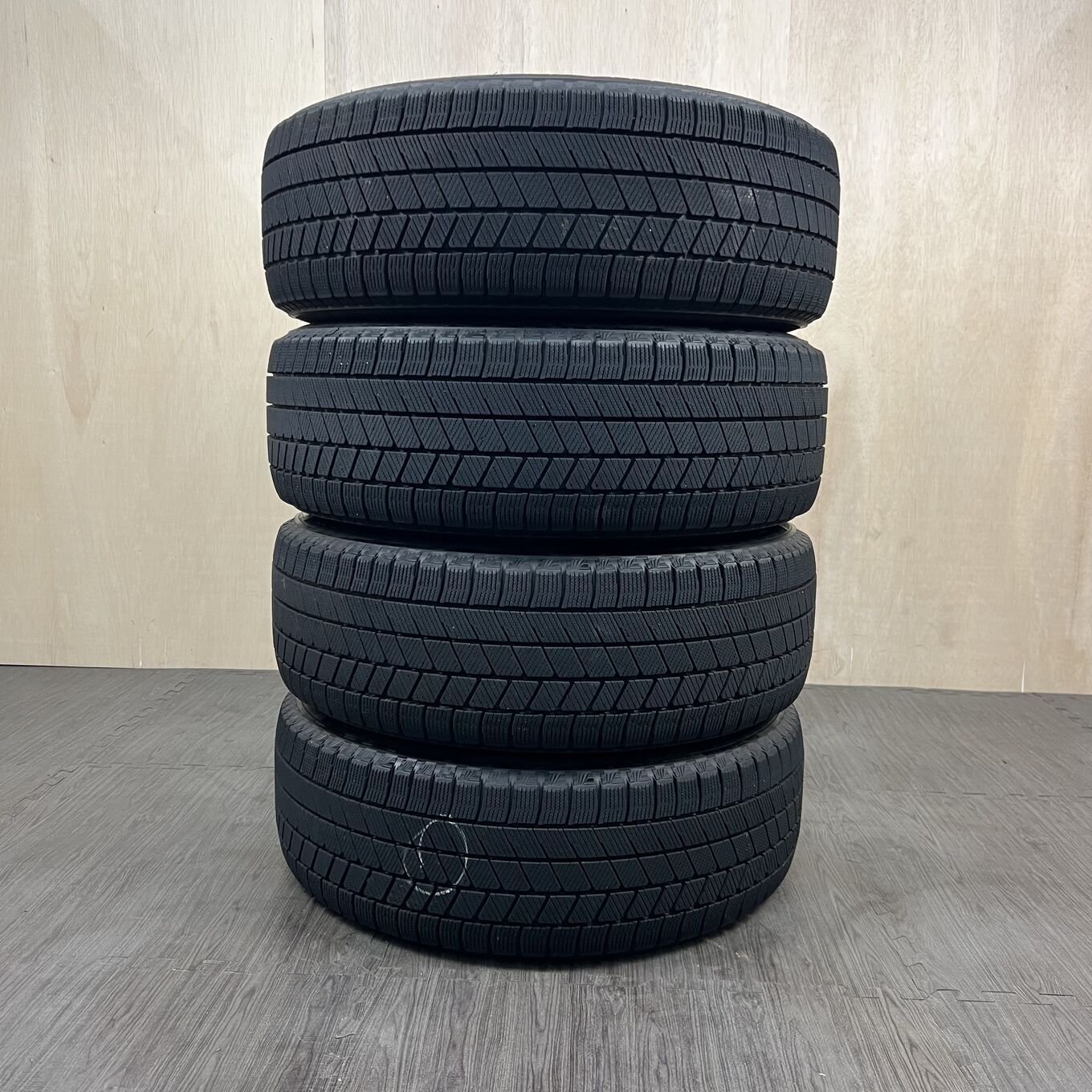 Bridgestone BLIZZAK VRX3 225/60 R17, фото 5