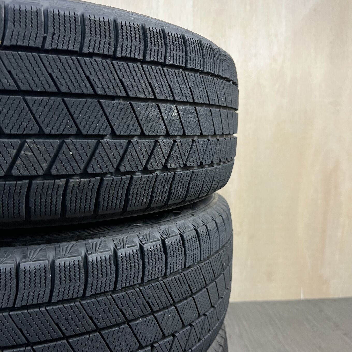 Bridgestone BLIZZAK VRX3 225/60 R17, фото 6