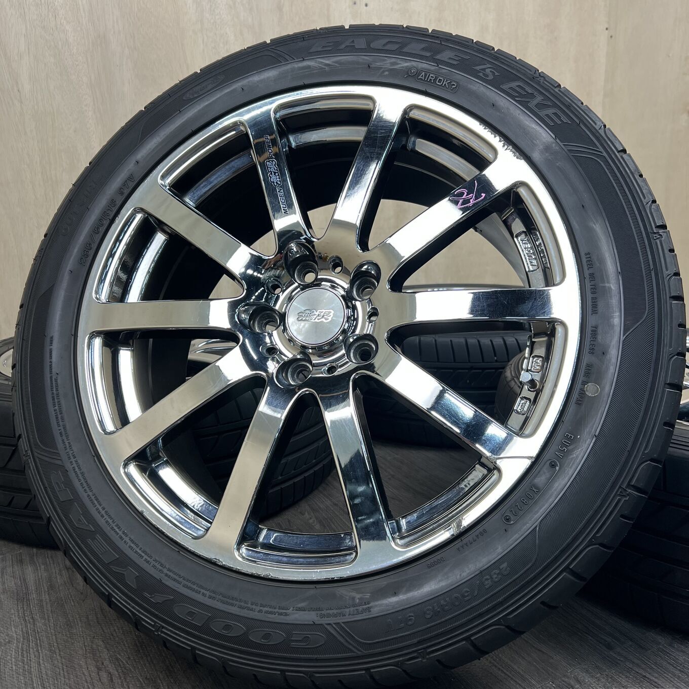 Б/У колесо в сборе 235/50 R18 Goodyear NR, артикул 0412AS000926