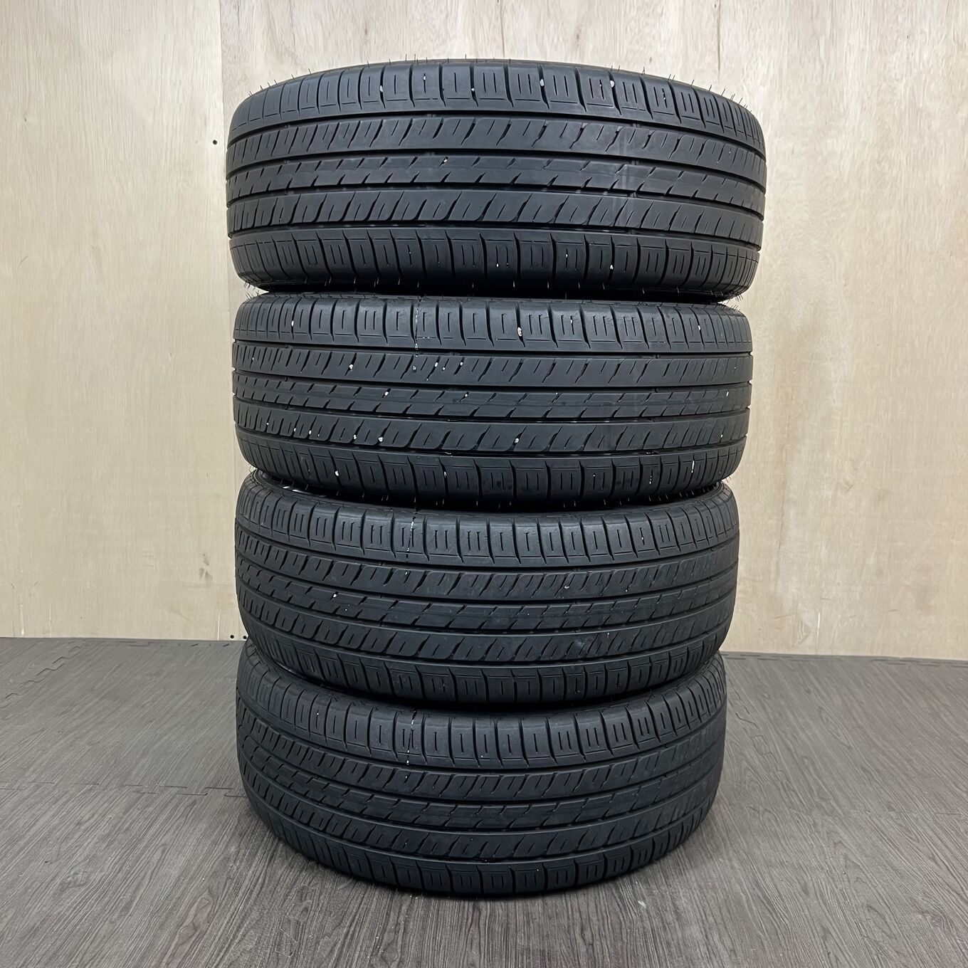 Dunlop ENASAVE EC300 215/50 R17, фото 5