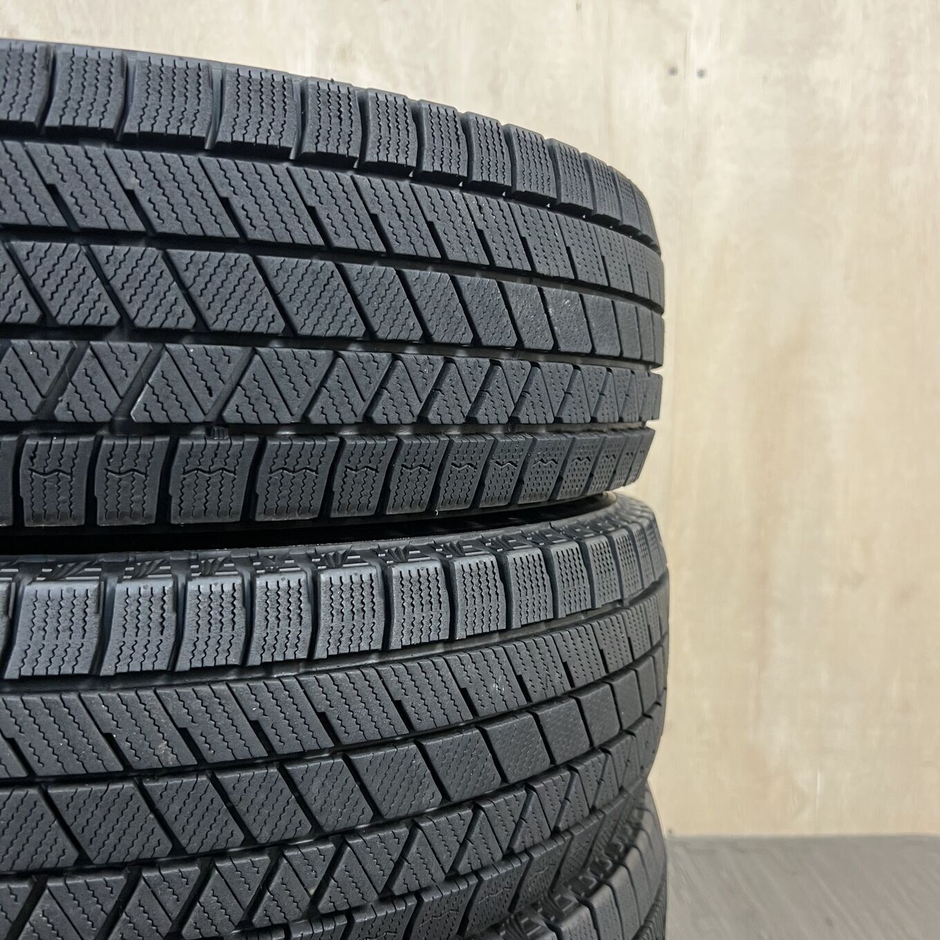Bridgestone BLIZZAK VRX3 185/70 R14, фото 6