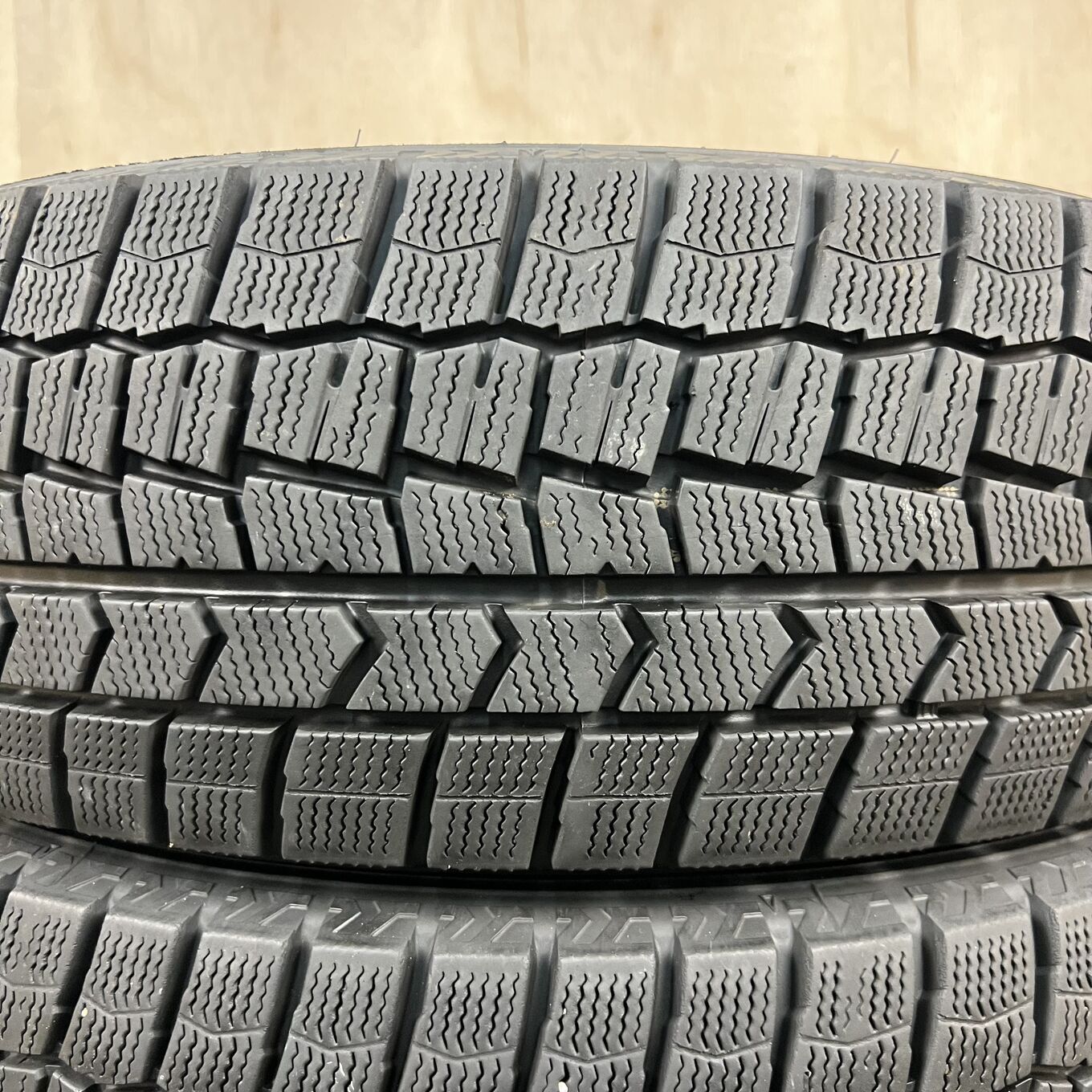 205/60 R16 Dunlop SP WINTER MAXX WM02 — 28 100 ¥/комплект