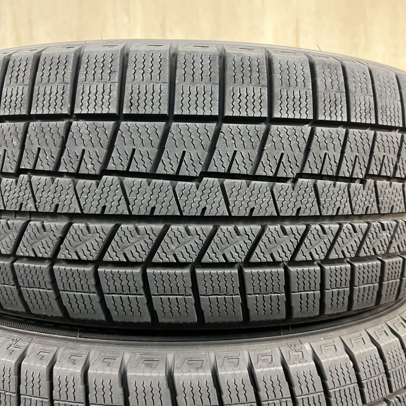 205/55 R17 Dunlop WINTERMAXX 03 — 29 800 ¥/комплект
