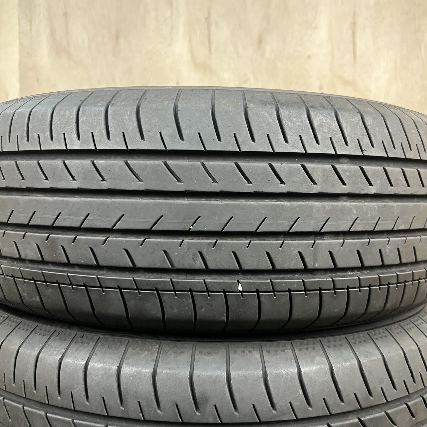 205/65 R16 Yokohama BLUEARTH-GT AE51 — 21 300 ¥/комплект