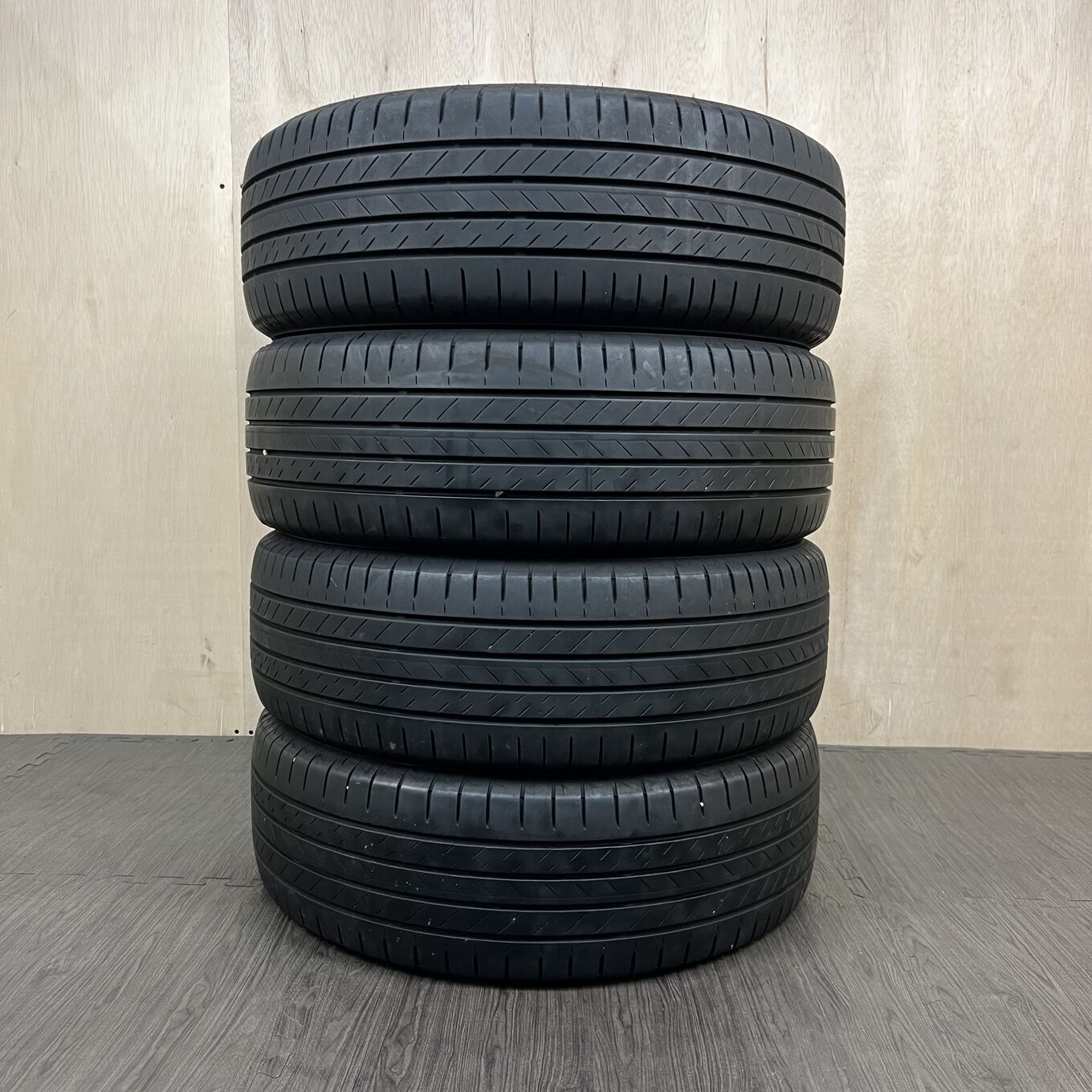 Bridgestone ALENZA 001 215/60 R17, фото 5