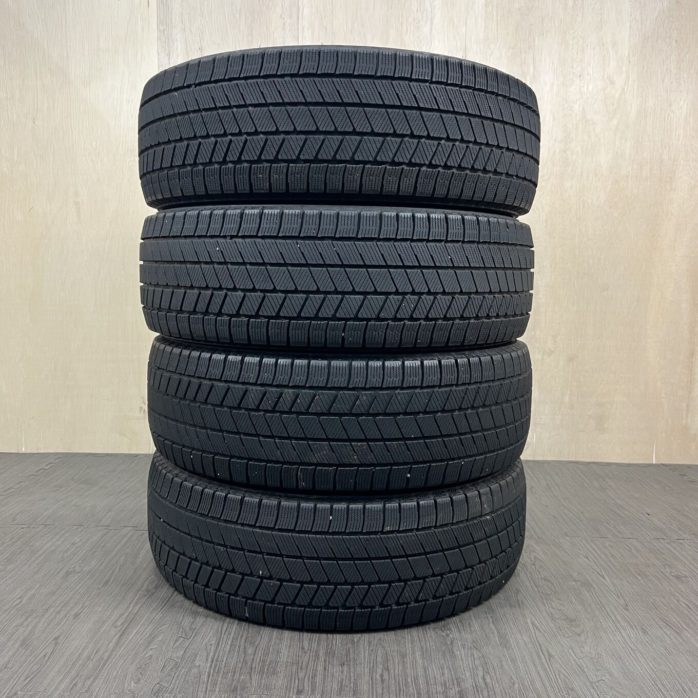 Bridgestone BLIZZAK VRX3 235/60 R18, фото 5