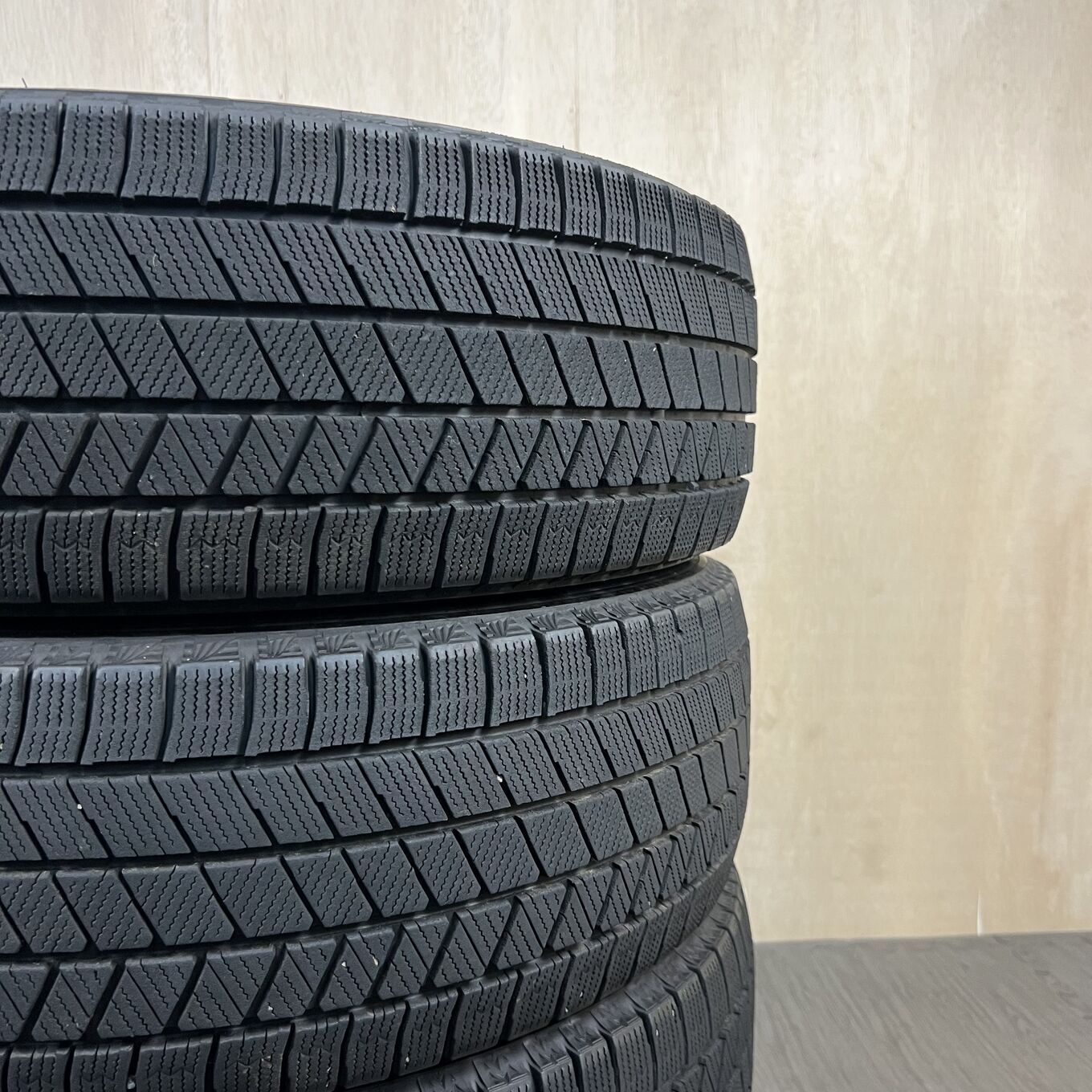Bridgestone BLIZZAK VRX3 235/60 R18, фото 6