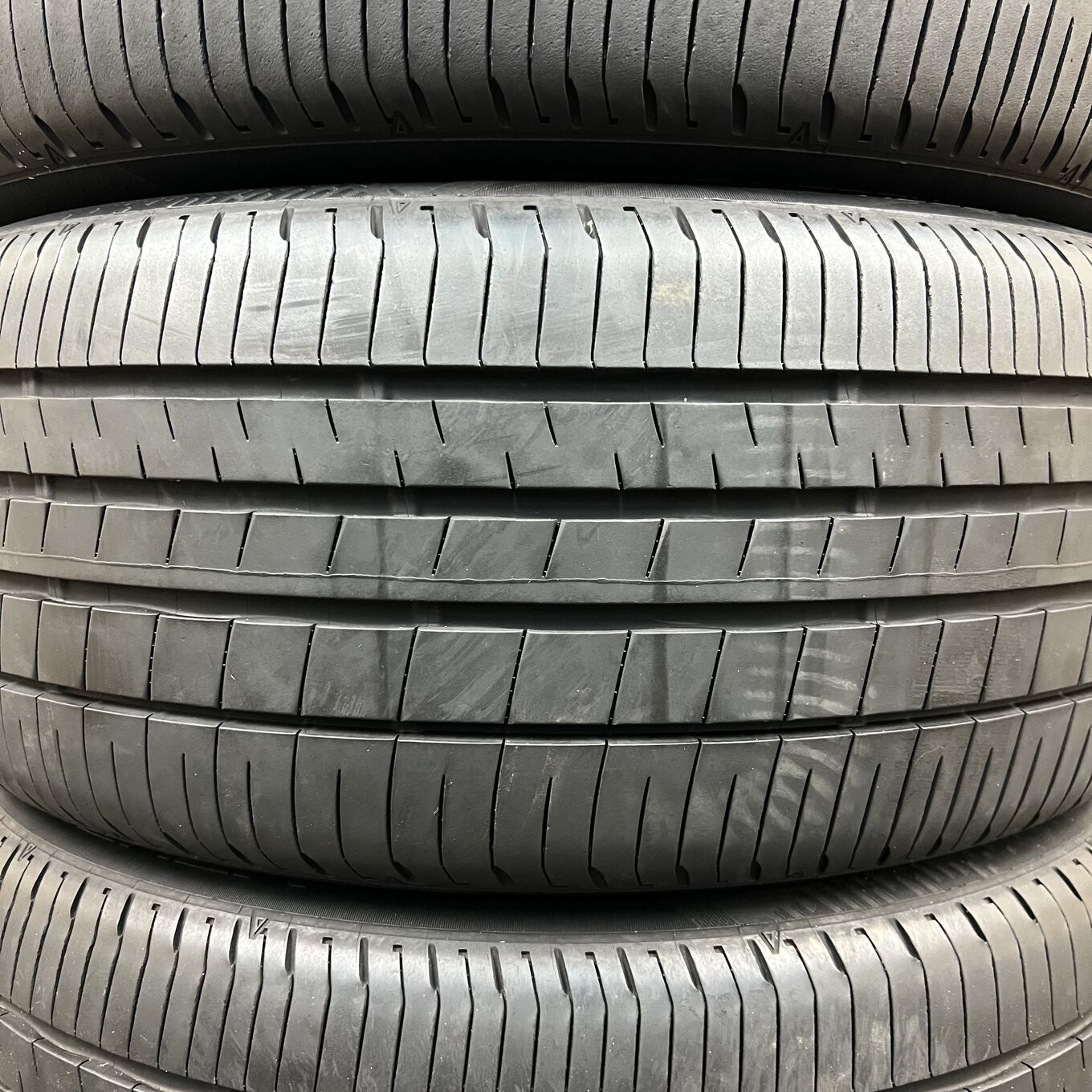 Dunlop VEURO VE304 245/45 R19, фото 3