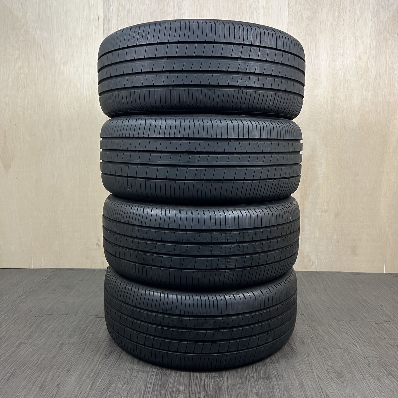 Dunlop VEURO VE304 245/45 R19, фото 5