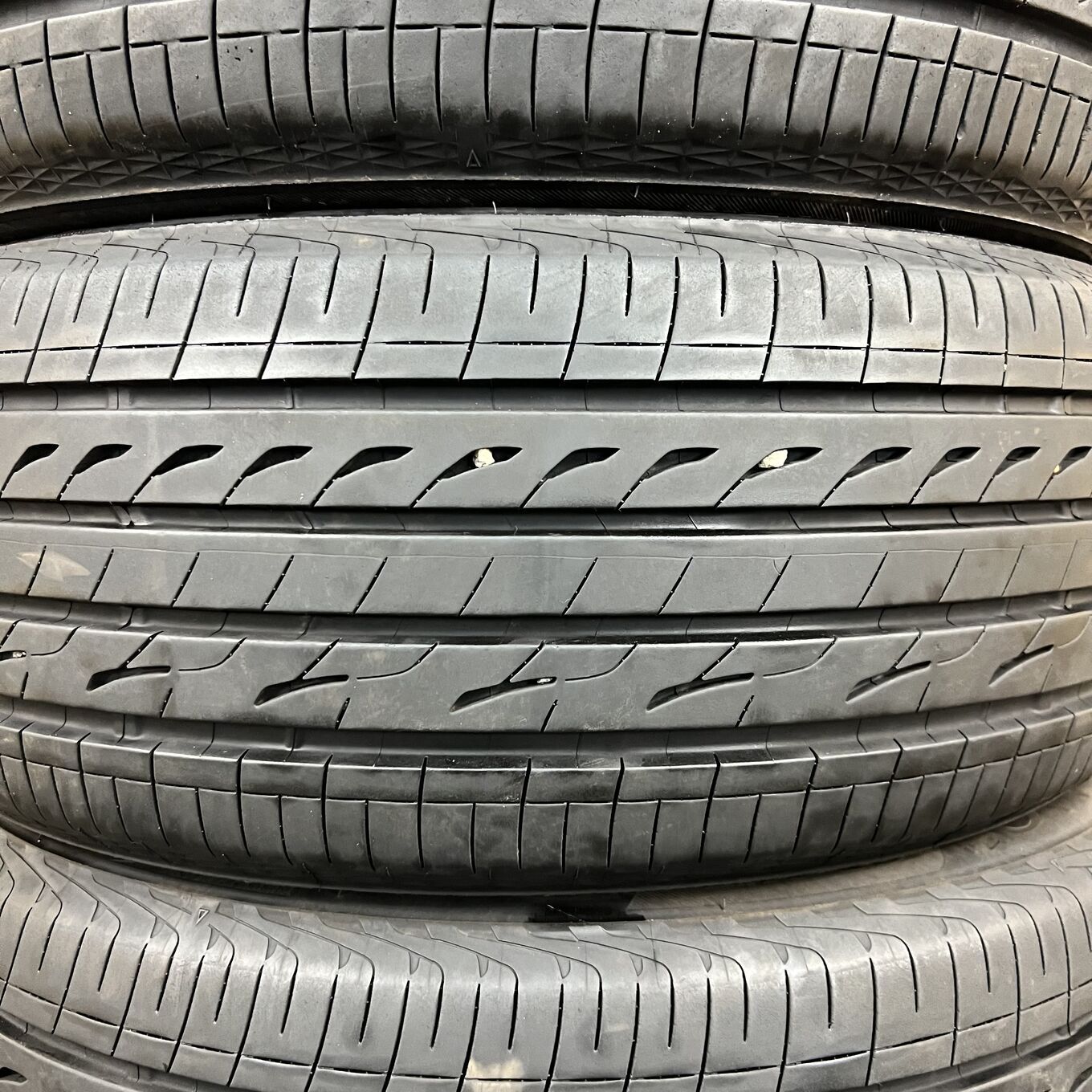 Bridgestone REGNO GR-XIII 225/45 R18, фото 2