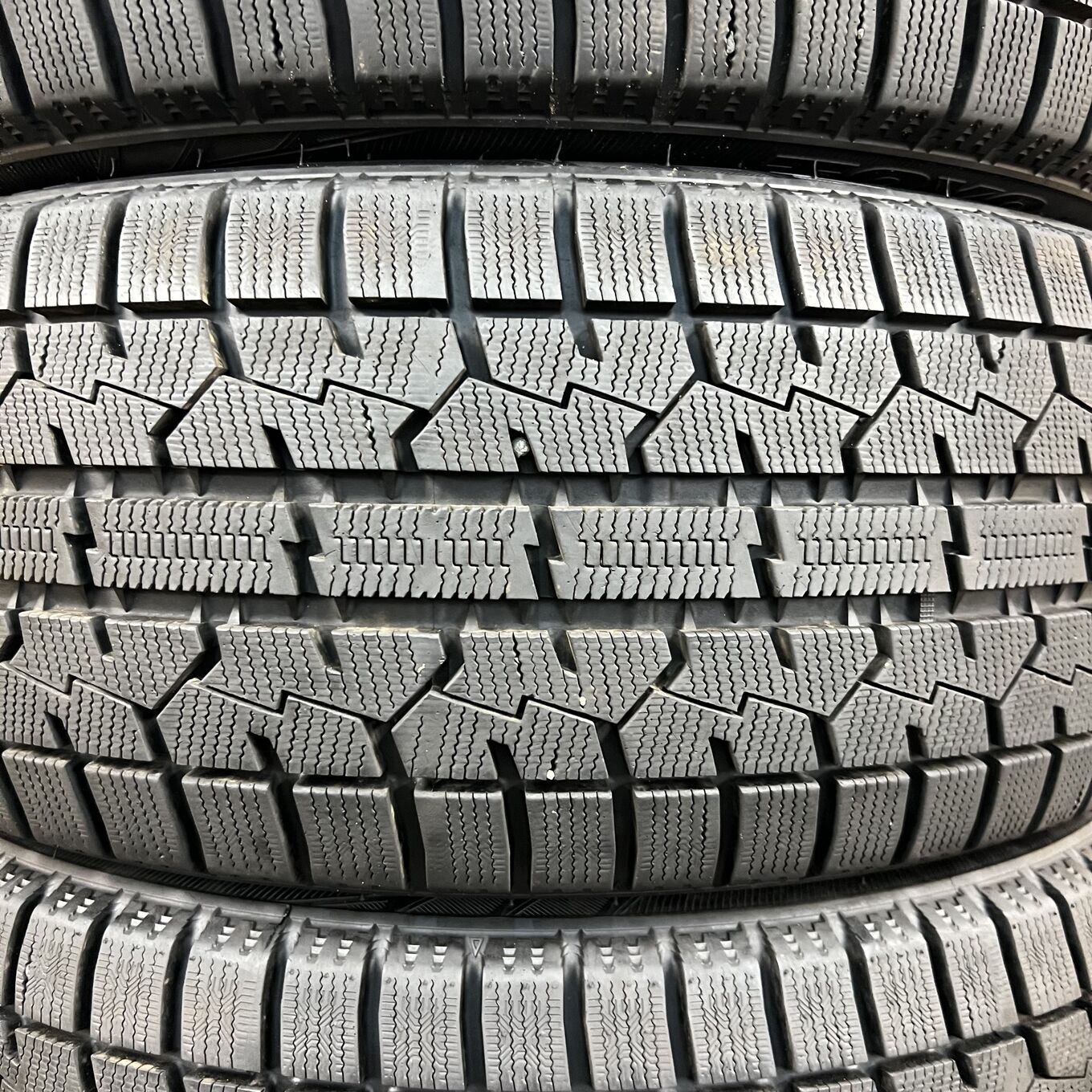 Toyo OBSERVE GARIT GIZ 225/45 R18, фото 2