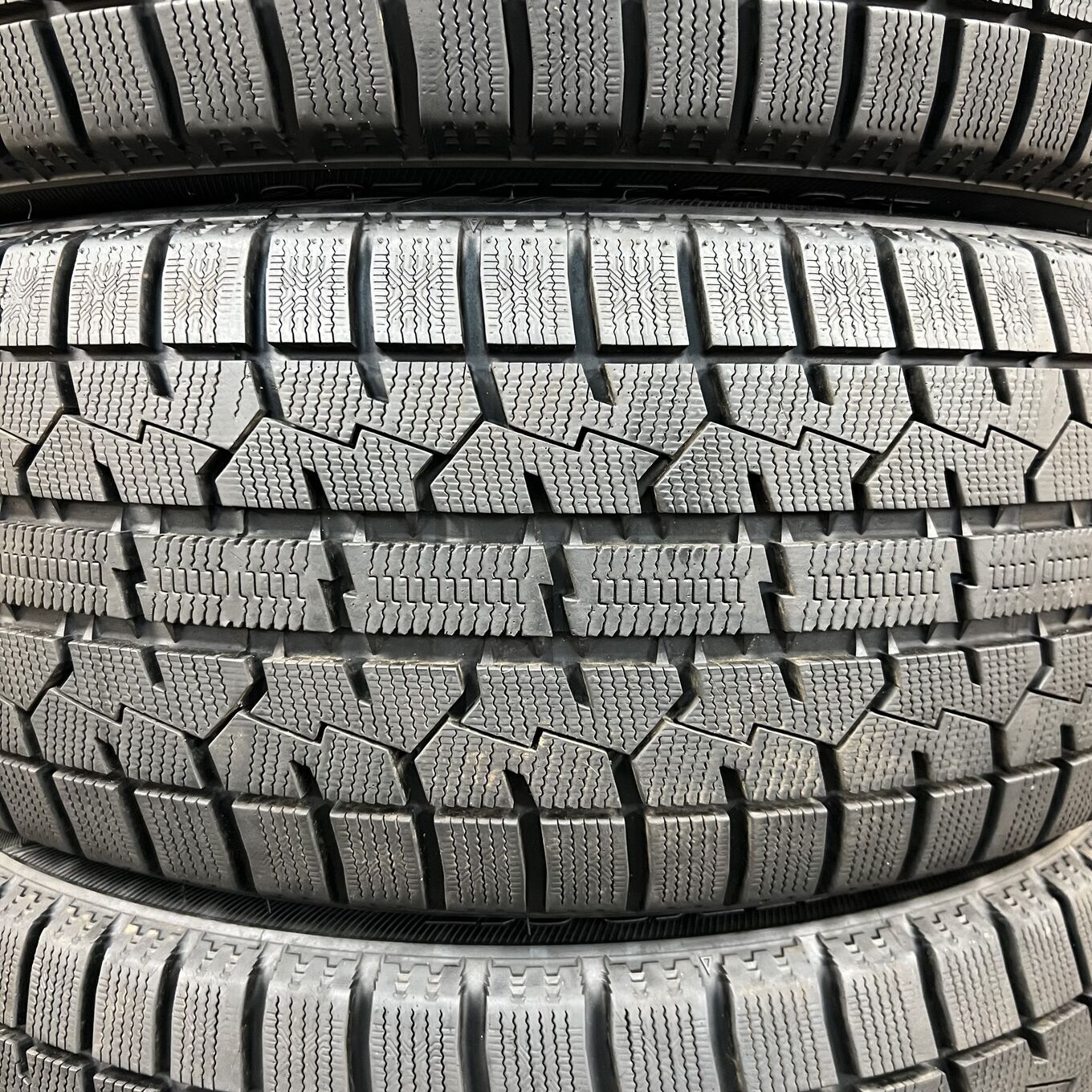 Toyo OBSERVE GARIT GIZ 225/45 R18, фото 3