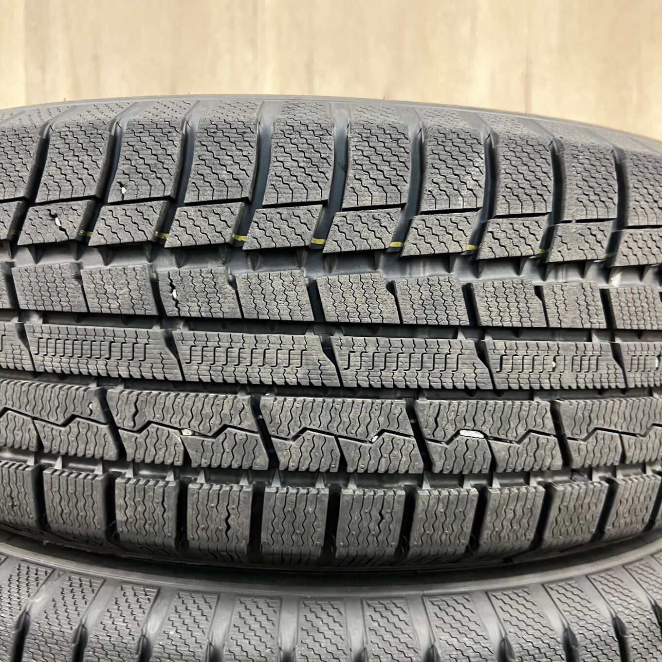 215/70 R16 Toyo WINTER TRANPATH TX — 30 600 ¥/комплект