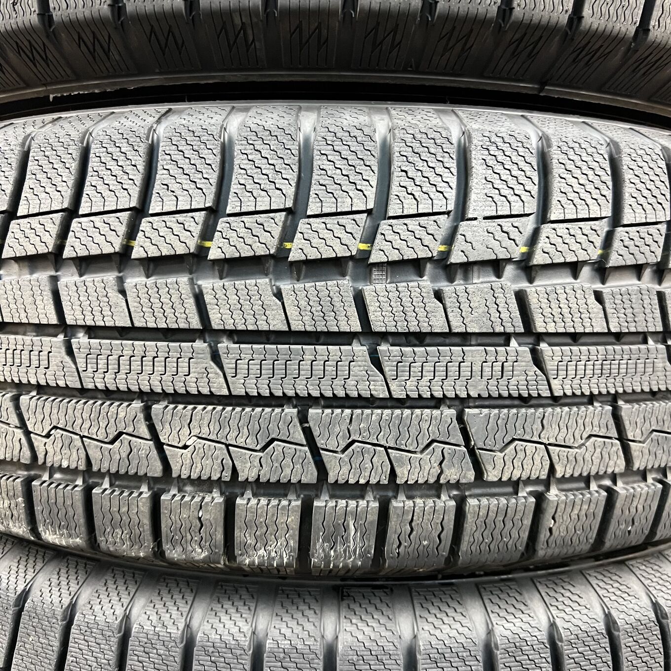 Toyo WINTER TRANPATH TX 215/70 R16, фото 2