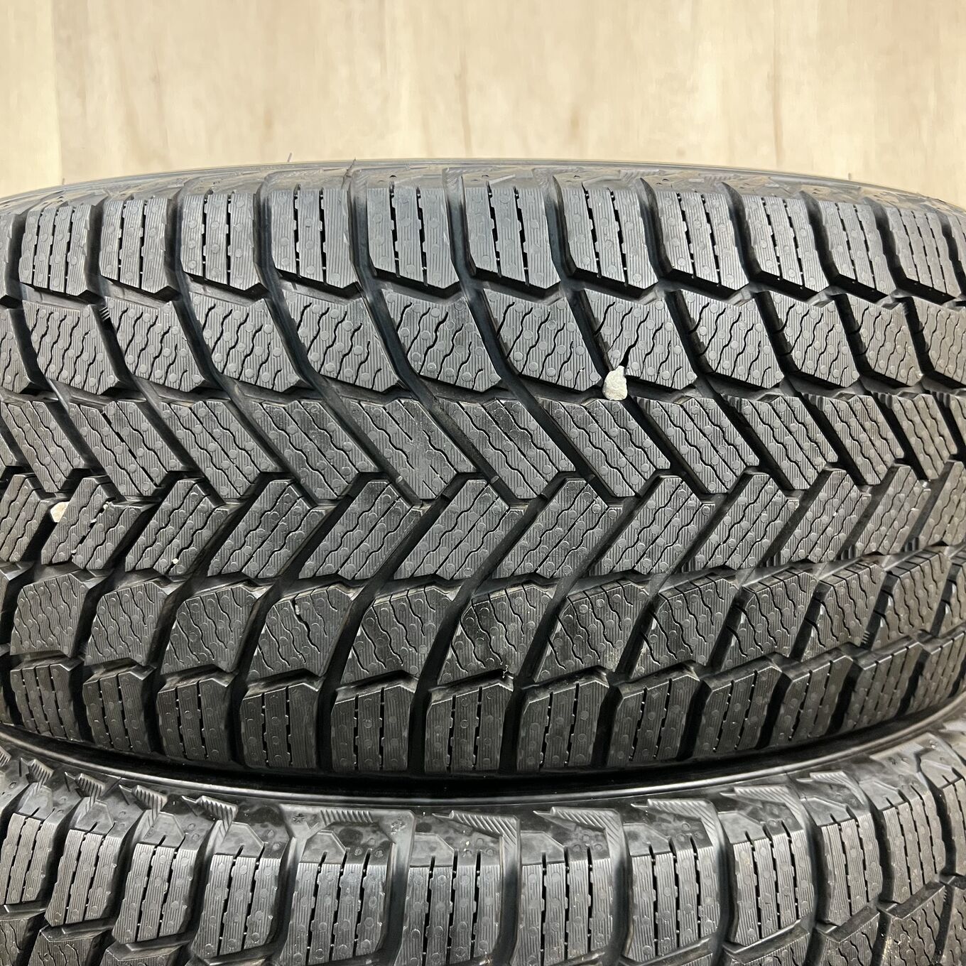 205/55 R17 Michelin X-ICE SNOW — 38 300 ¥/комплект