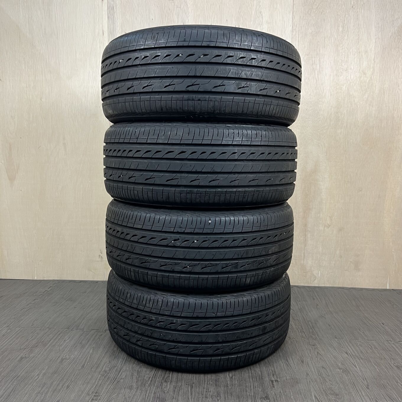 Bridgestone REGNO GR-XIII 265/40 R20, фото 5