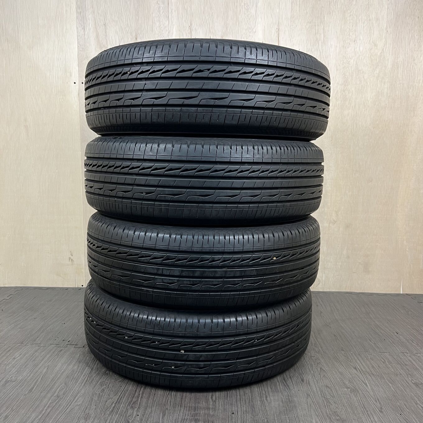 Bridgestone ALENZA LX100 235/65 R18, фото 5