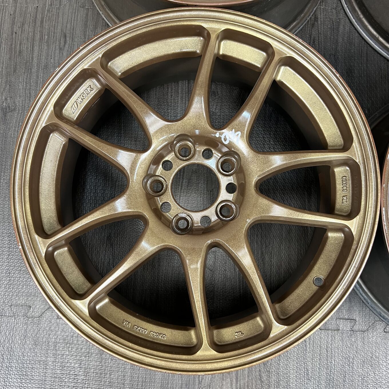 R18 7.5J ET48 5x114.3 EMOTION CR-K — 59 500 ¥/комплект