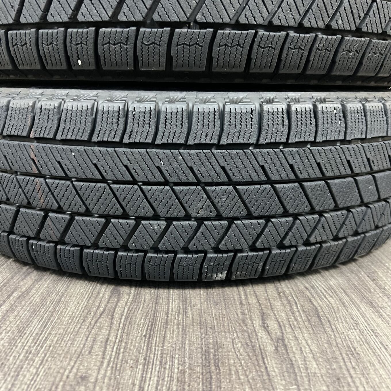 Bridgestone BLIZZAK VRX3 165/70 R14, фото 4