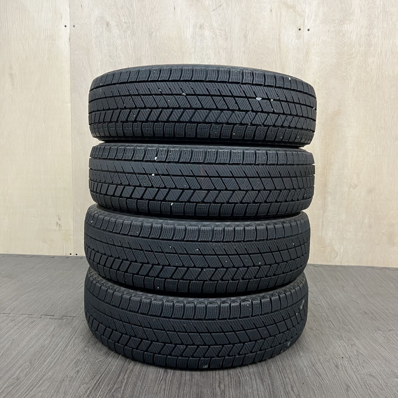 Bridgestone BLIZZAK VRX3 165/70 R14, фото 5
