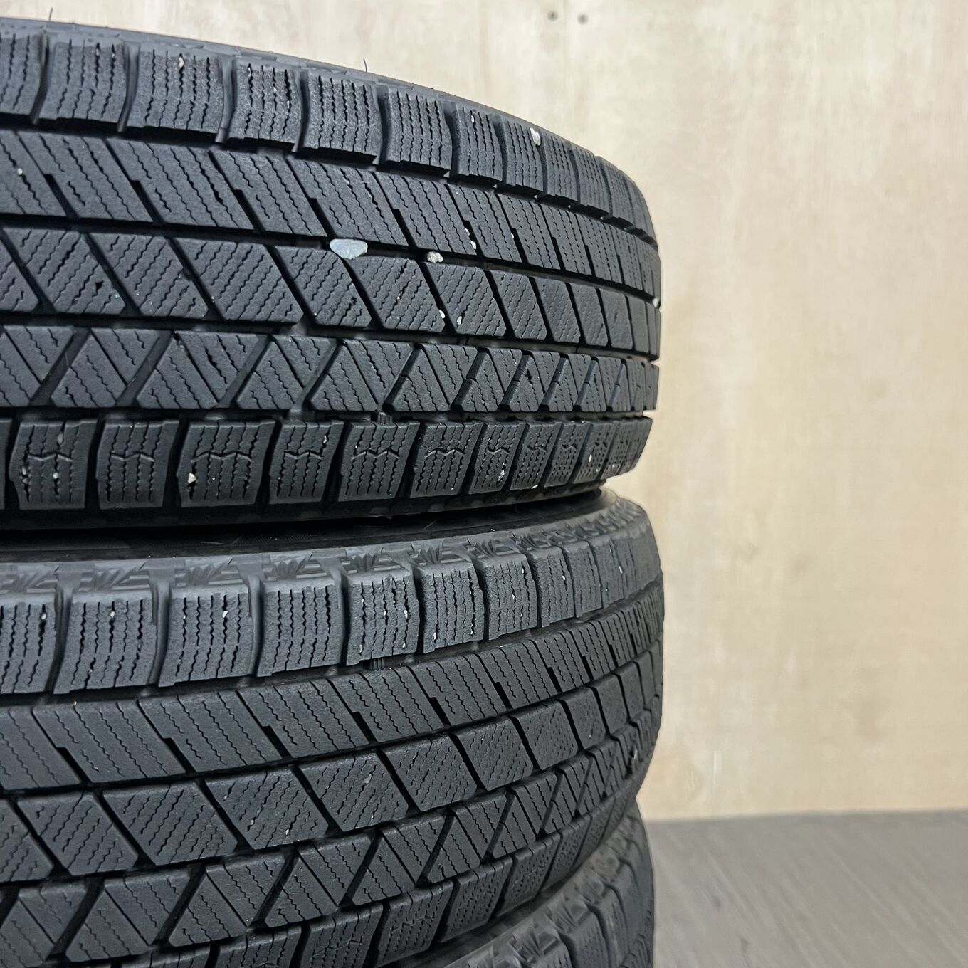 Bridgestone BLIZZAK VRX3 165/70 R14, фото 6