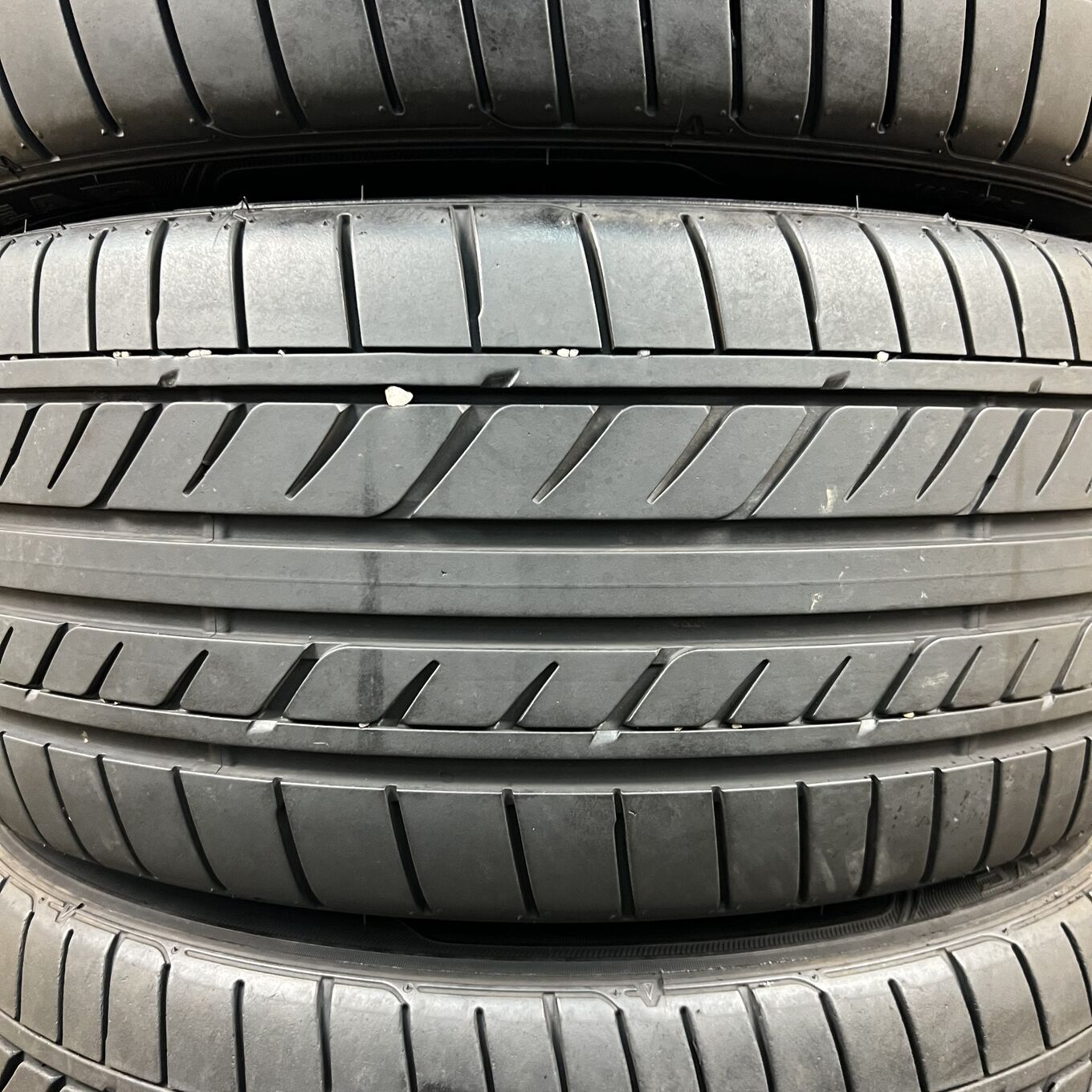 Goodyear EAGLE LS EXE 225/45 R18, фото 2
