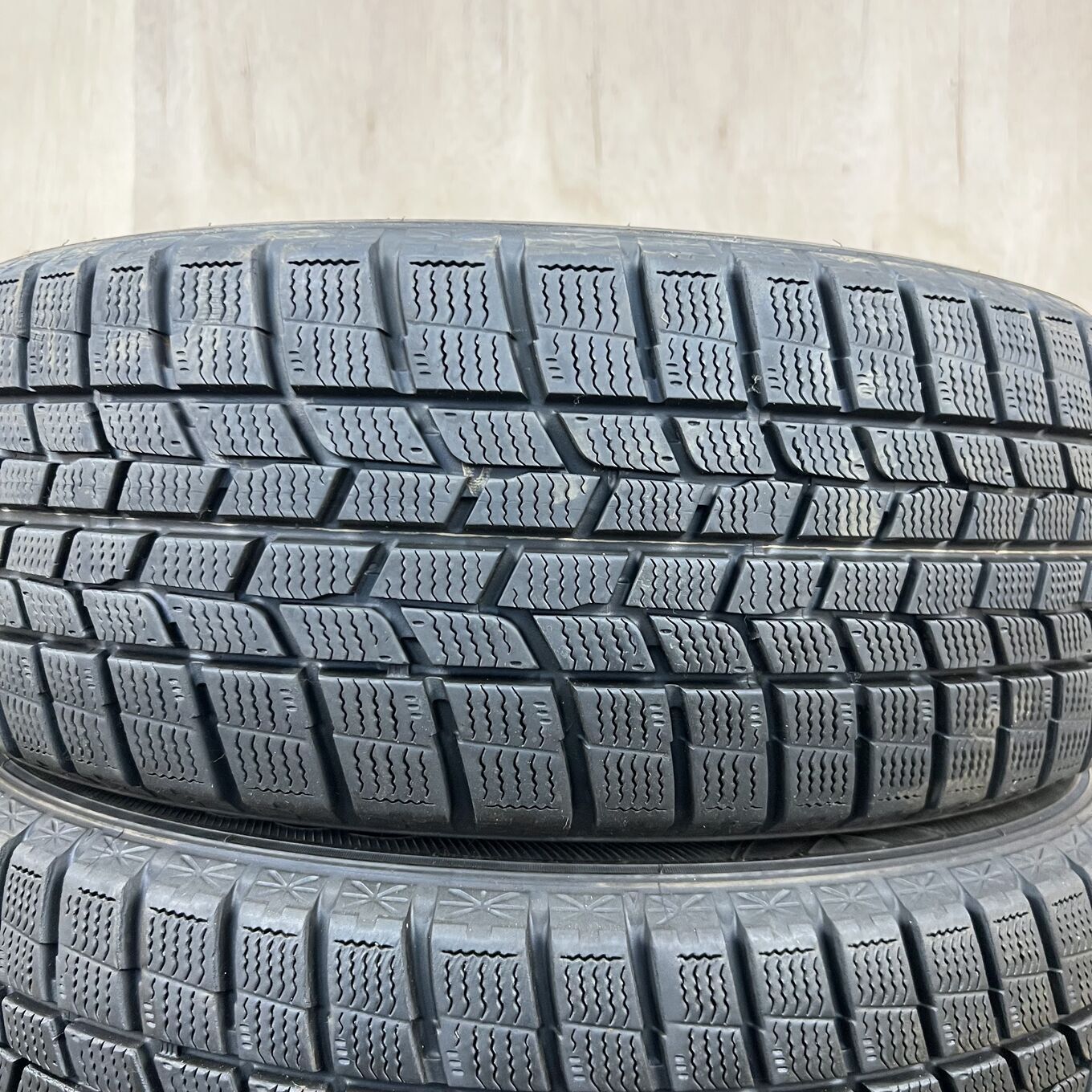 205/55 R16 Goodyear ICE NAVI 6 — 6 800 ¥/комплект