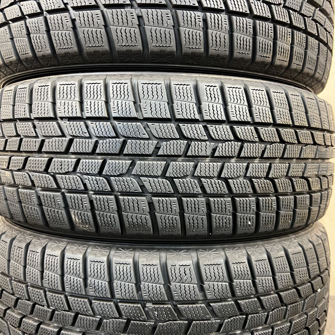 Goodyear ICE NAVI 6 205/55 R16, фото 2