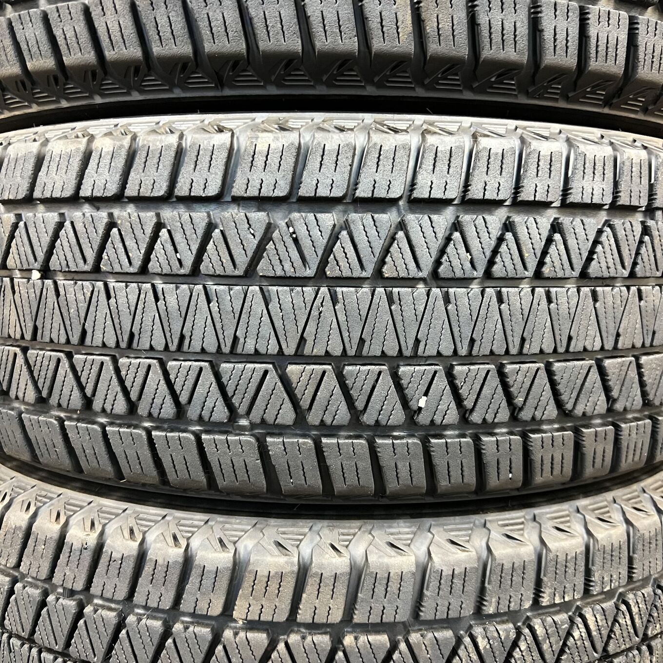 Bridgestone BLIZZAK DM-V3 225/65 R17, фото 3