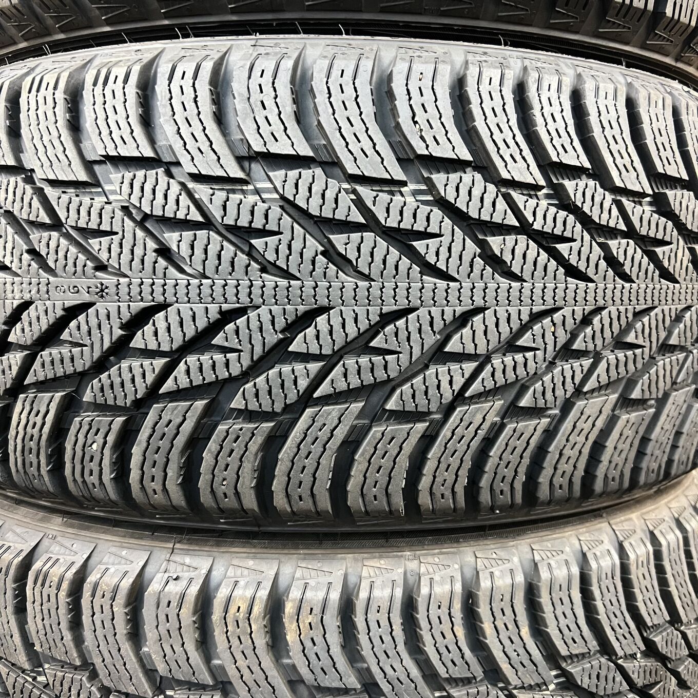 Nokian HAKKAPELITTA R3 225/45 R17, фото 2