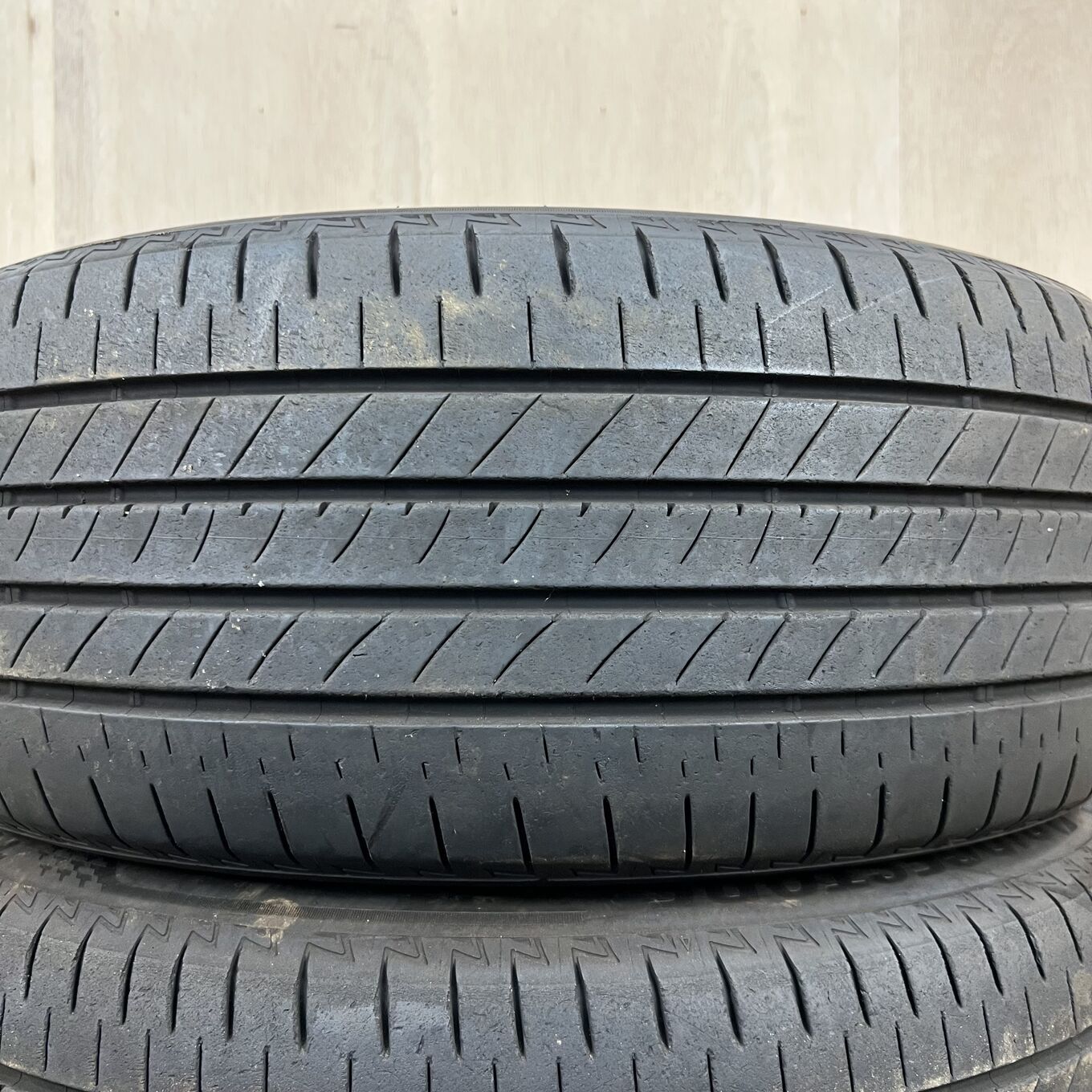 245/45 R20 Bridgestone TURANZA T005 A — 28 100 ¥/комплект