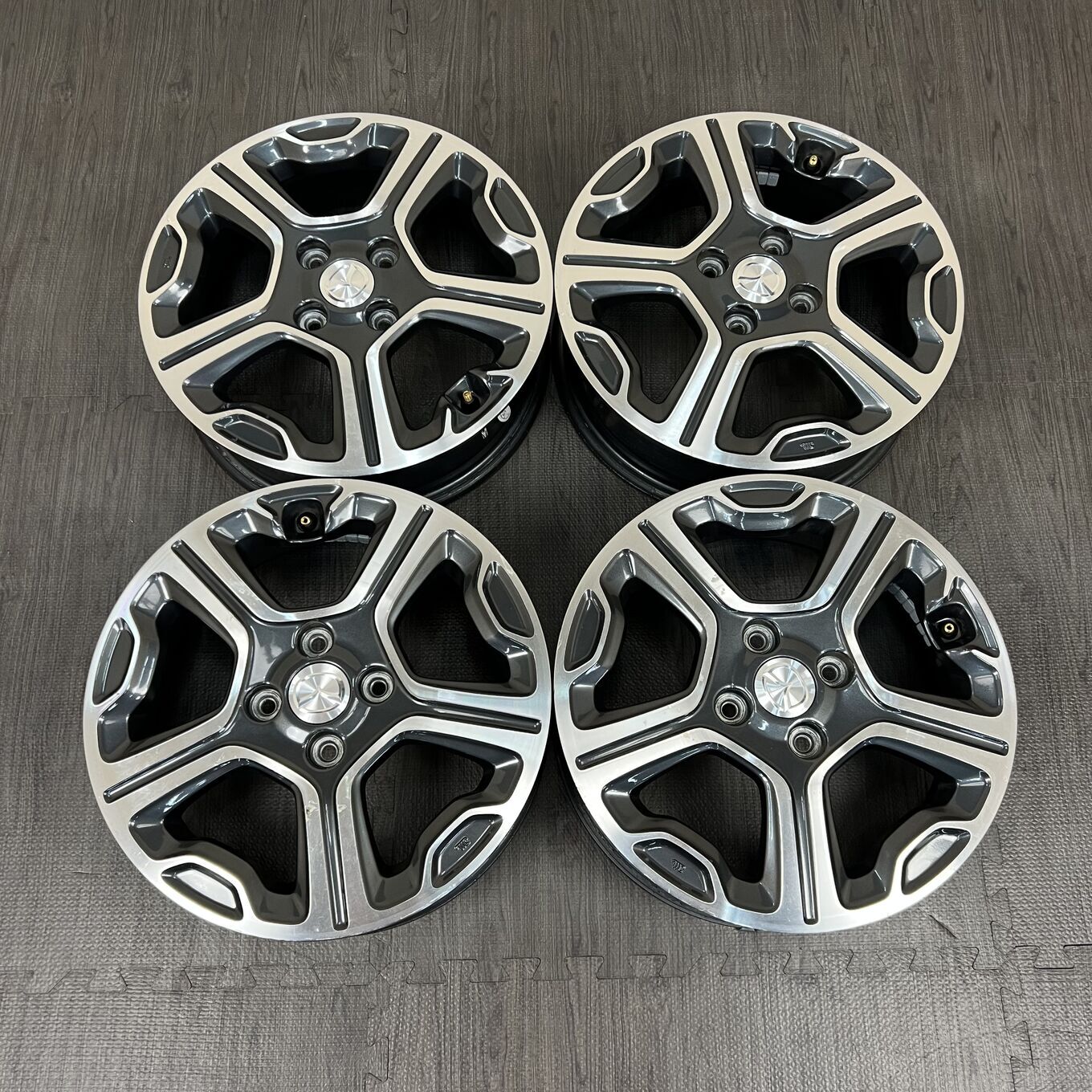 FLAIR R15 4.5J ET45 4x100, фото 5