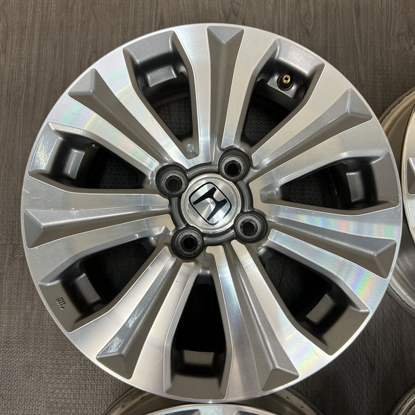FREED R15 5.5J ET50 4x100, фото 3
