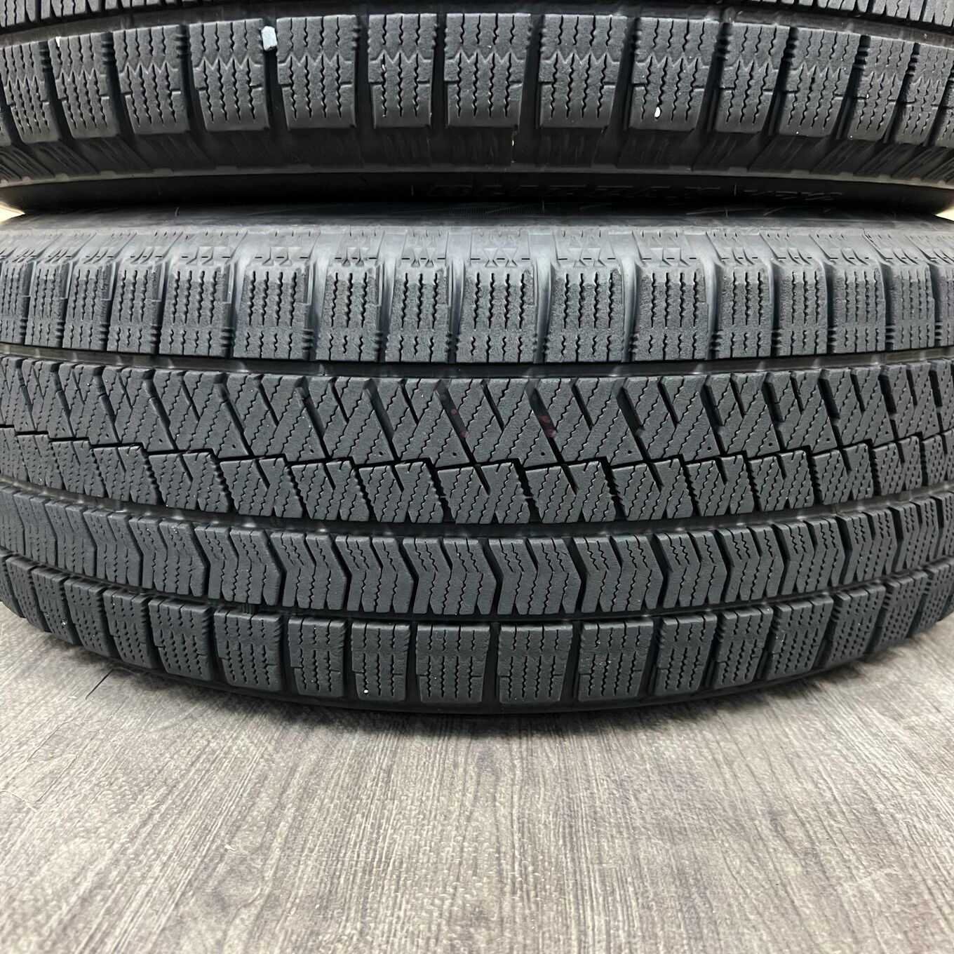 Bridgestone BLIZZAK VRX2 225/60 R17, фото 4