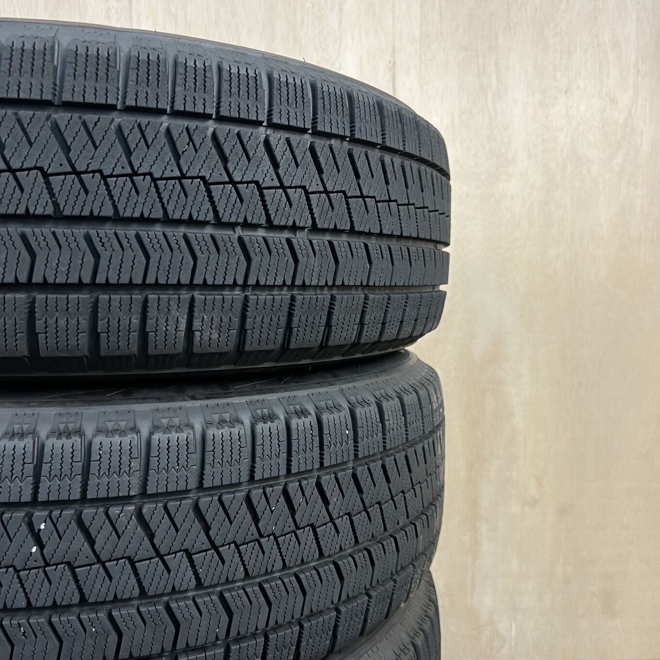 Bridgestone BLIZZAK VRX2 225/60 R17, фото 6