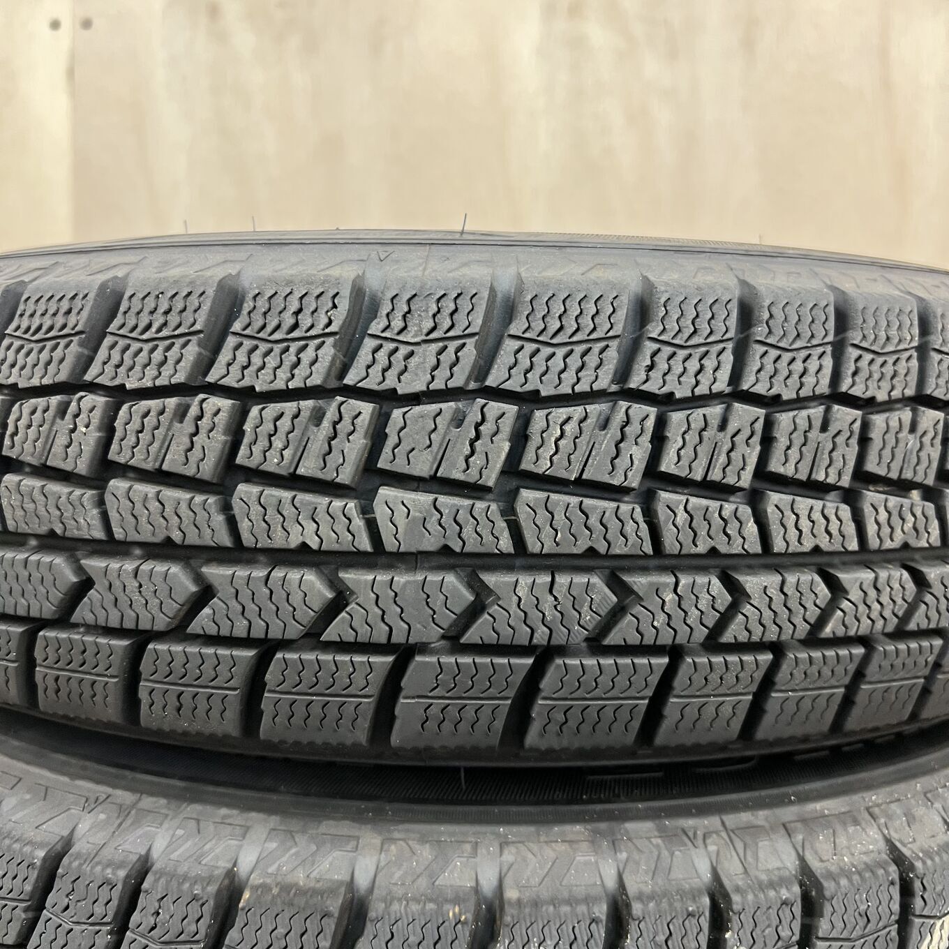 145/80 R13 Dunlop WINTER MAXX WM02 — 12 800 ¥/комплект