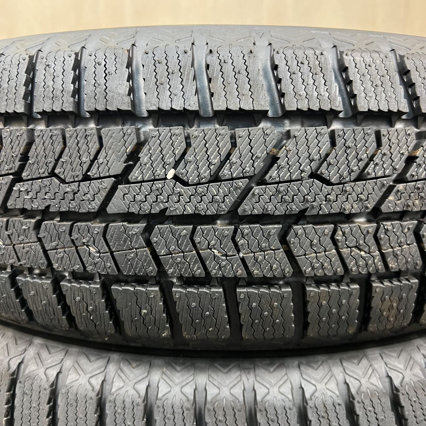 165/60 R15 Toyo OBSERVE GIZ2 — 18 700 ¥/комплект