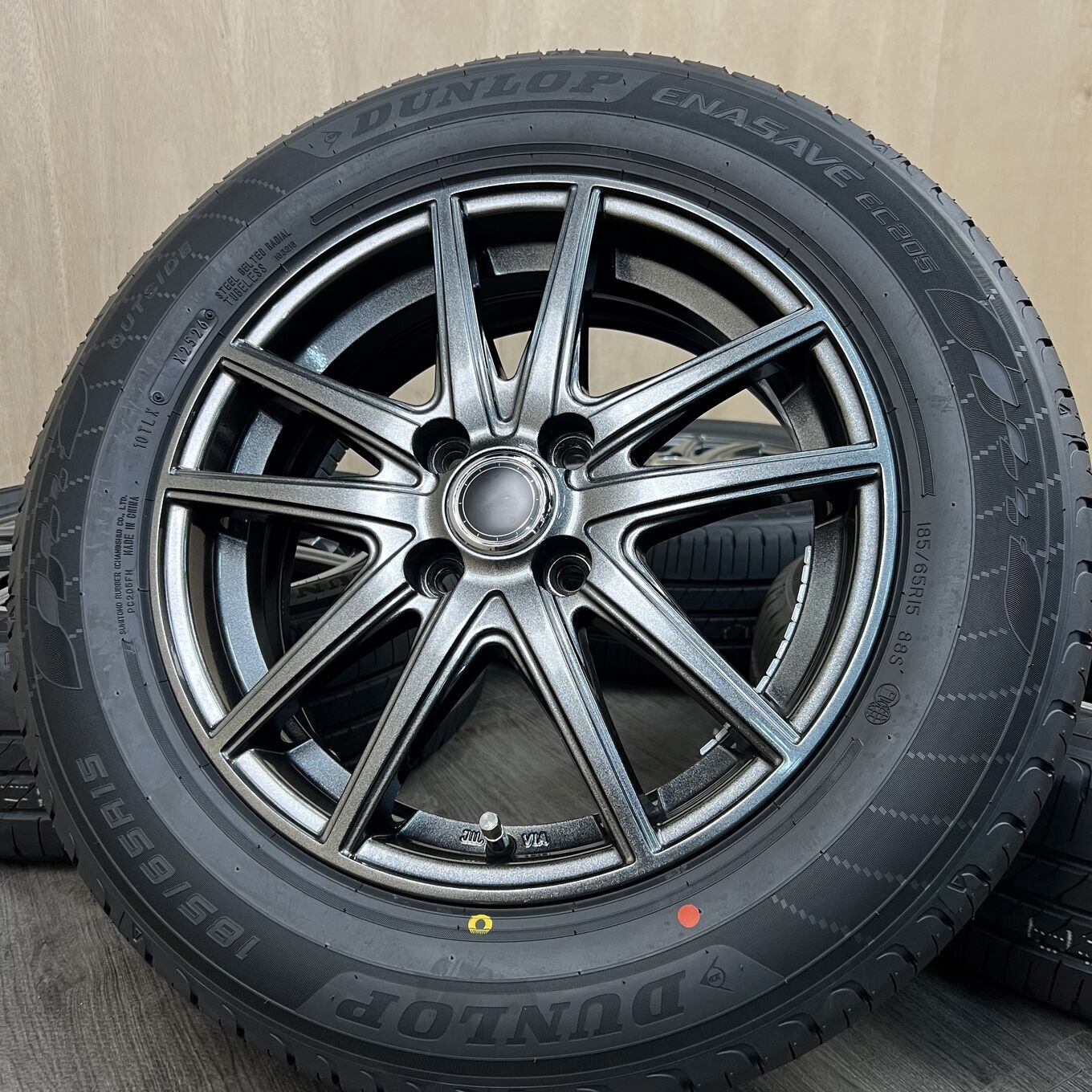 Б/У колесо в сборе 185/65 R15 Dunlop VELVA SPORT, артикул 0512AS000926