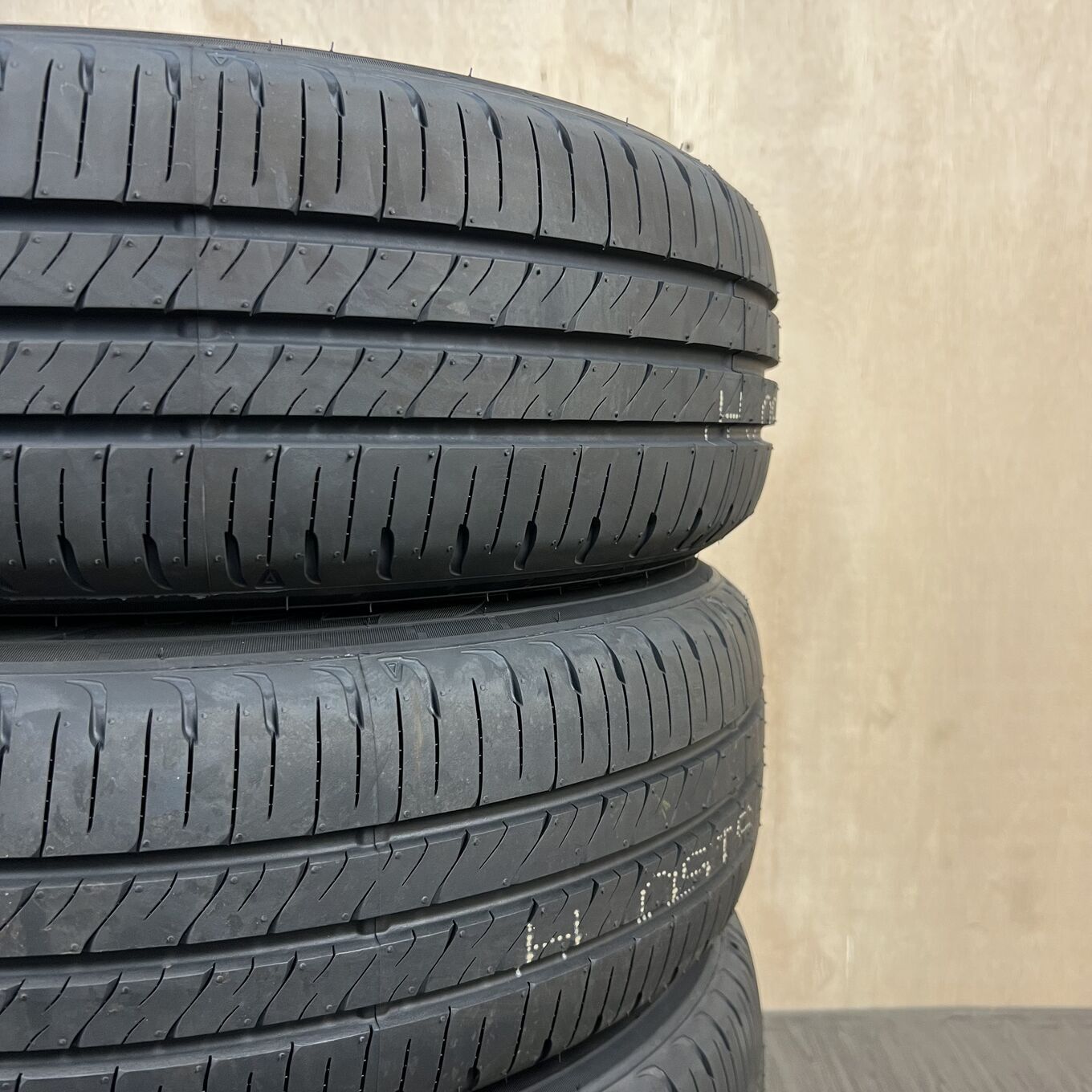 Dunlop ENASAVE EC205 185/65 R15, фото 6