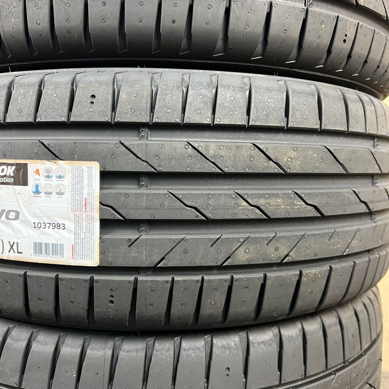 Hankook VENTUS EVO K137 225/45 R18, фото 2