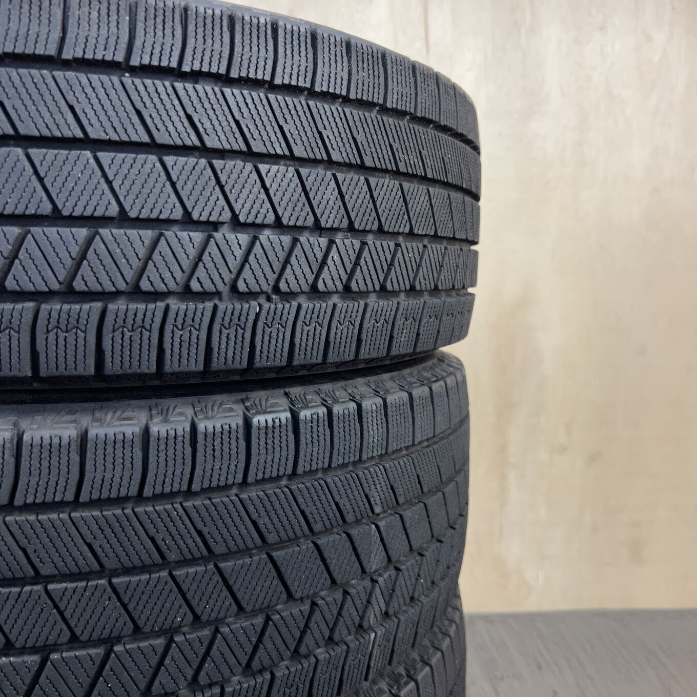 Bridgestone BLIZZAK VRX3 205/60 R16, фото 6