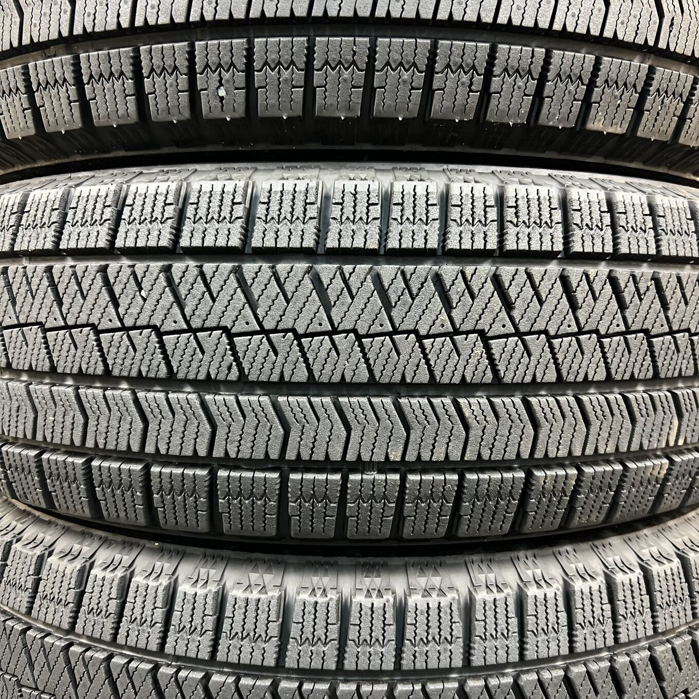 Bridgestone BLIZZAK VRX2 195/65 R15, фото 2