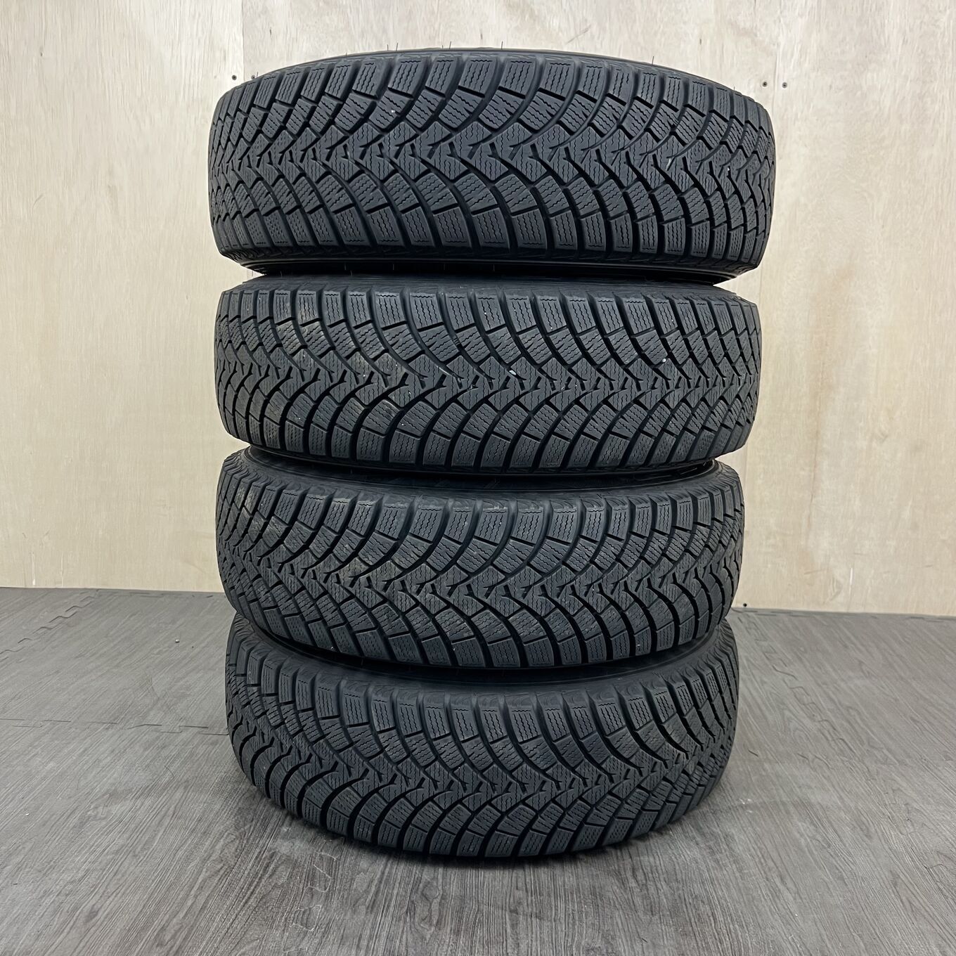 Falken ESPIA W-ACE 185/70 R14, фото 5