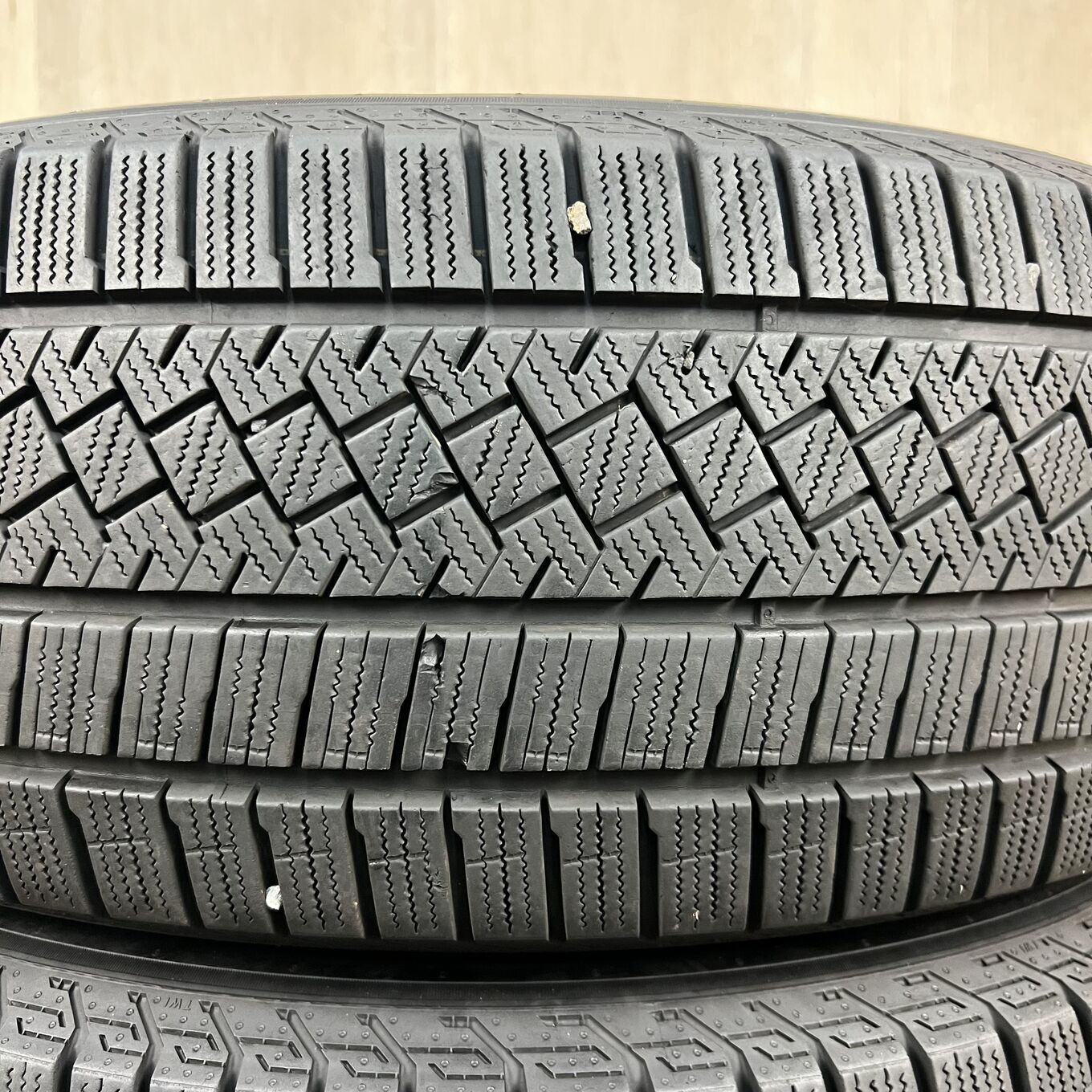 235/65 R17 Pirelli ICE ASIMMETRICO — 19 600 ¥/комплект