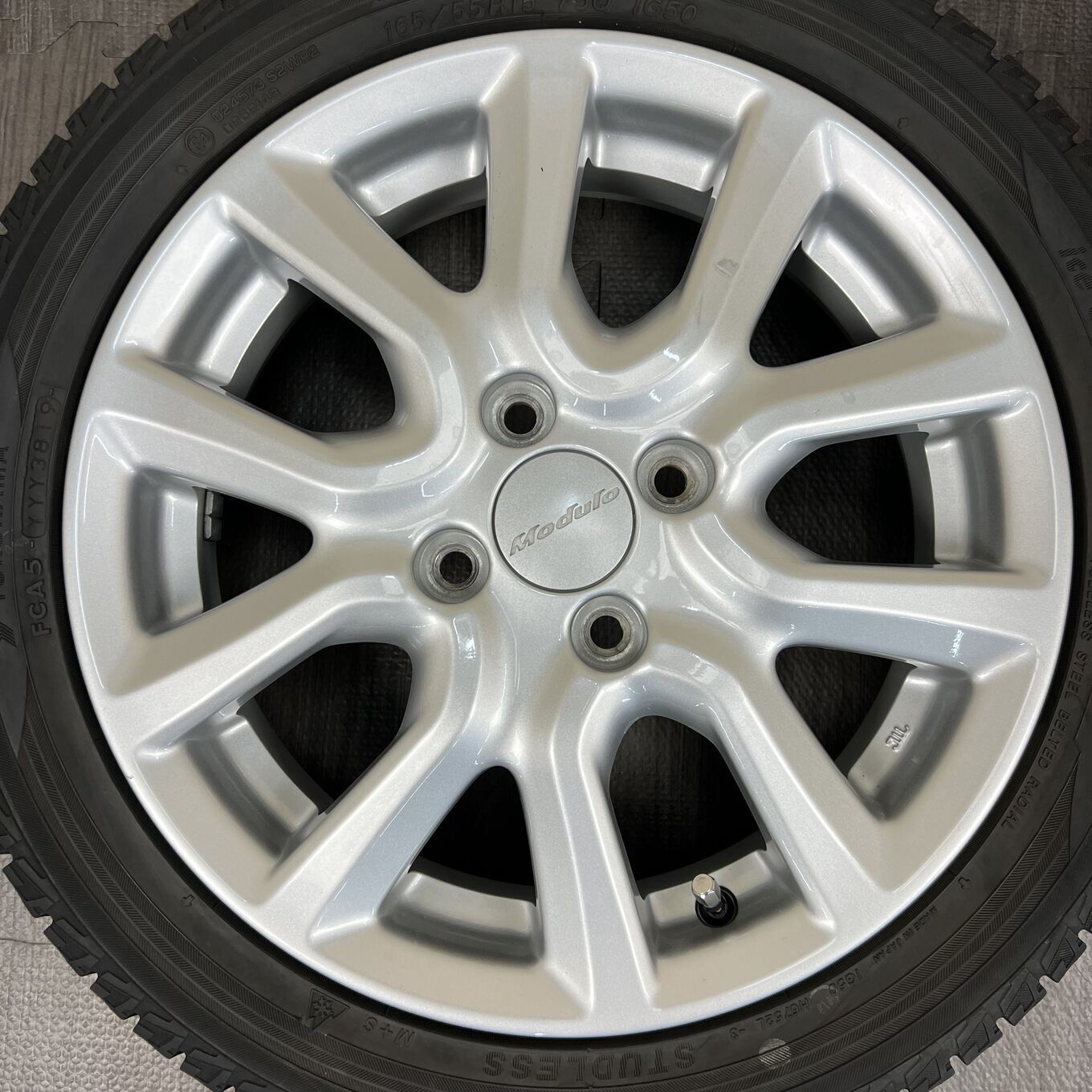 R15 4.5J ET45 4x100 MODULO — 27 200 ¥/комплект