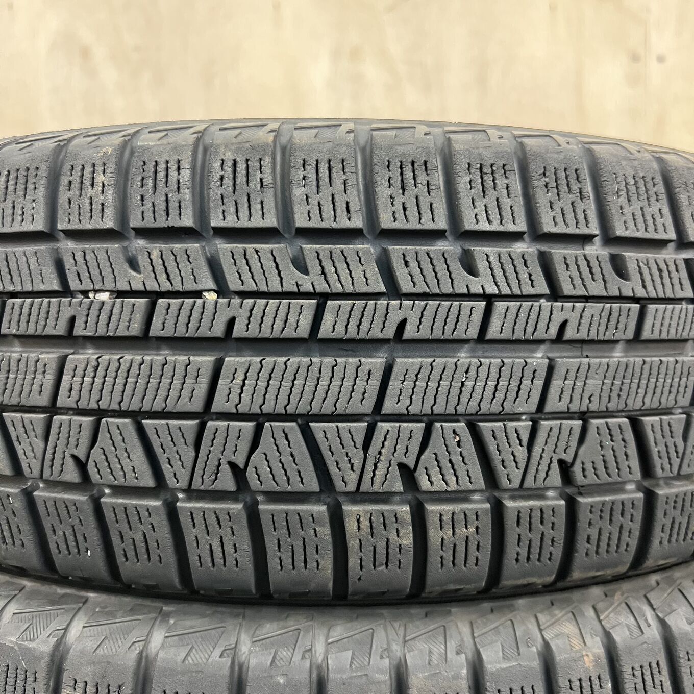 165/55 R15 Yokohama ICE GUARD IG50+ — 11 900 ¥/комплект