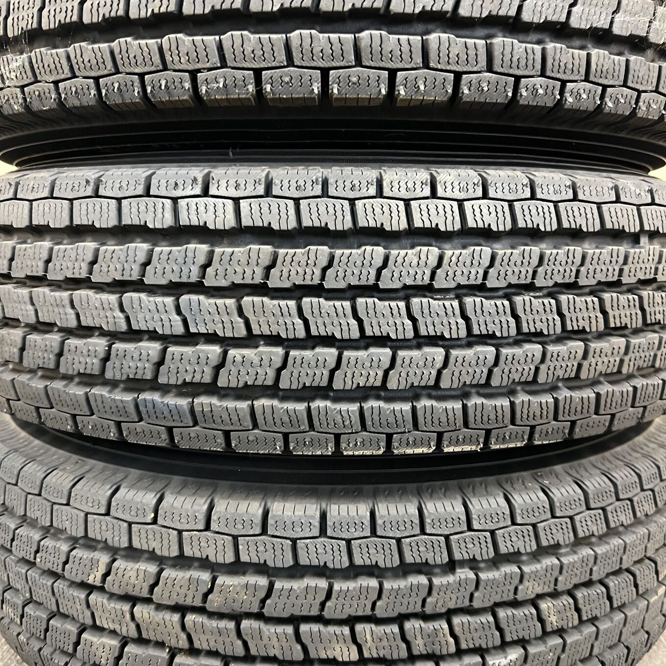 Yokohama ICE GUARD IG91 145/80 R12, фото 3