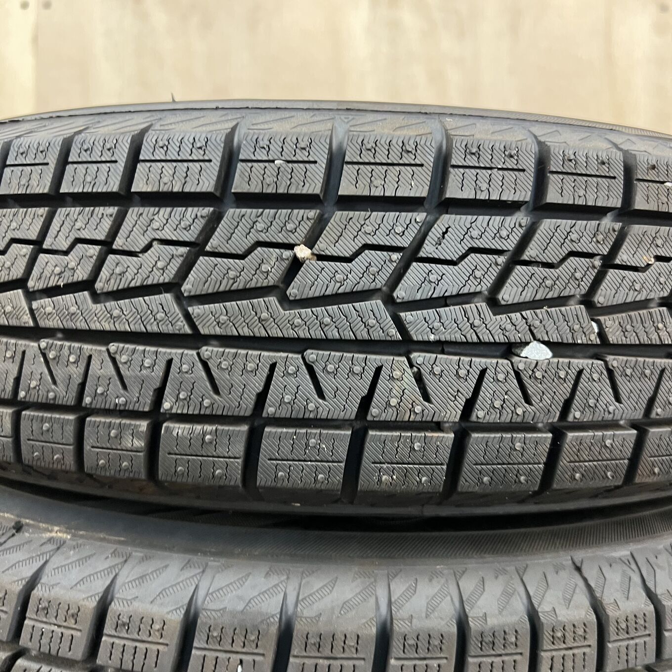 145/80 R13 Yokohama ICE GUARD IG70 — 11 900 ¥/комплект