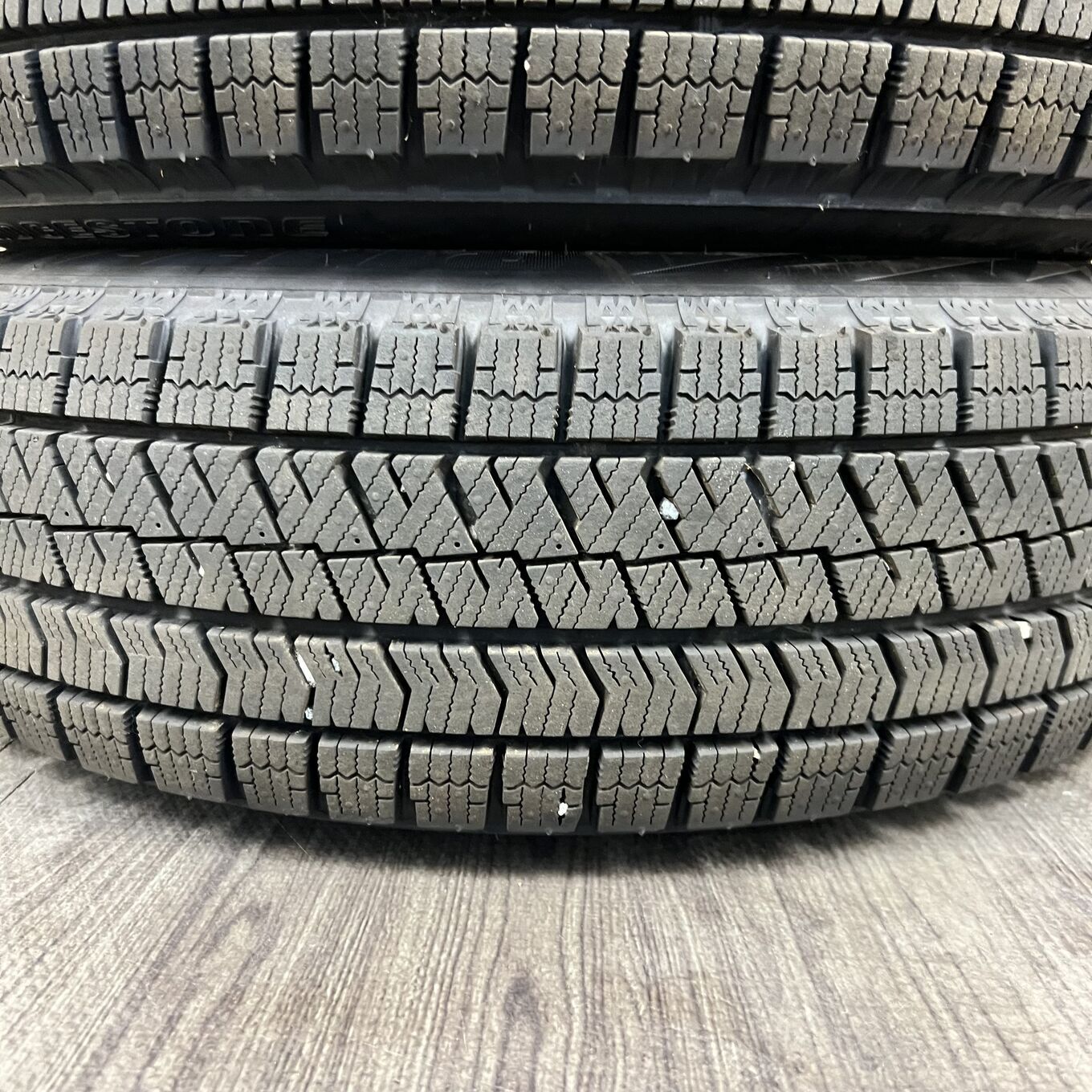 Bridgestone BLIZZAK VRX2 165/70 R14, фото 4